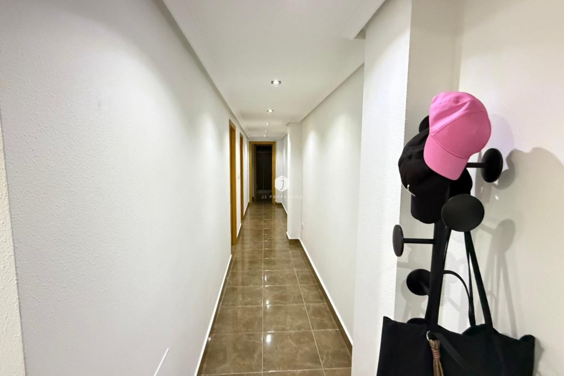 Aus zweiter Hand - Wohnung -
Benijofar - Pueblo 4