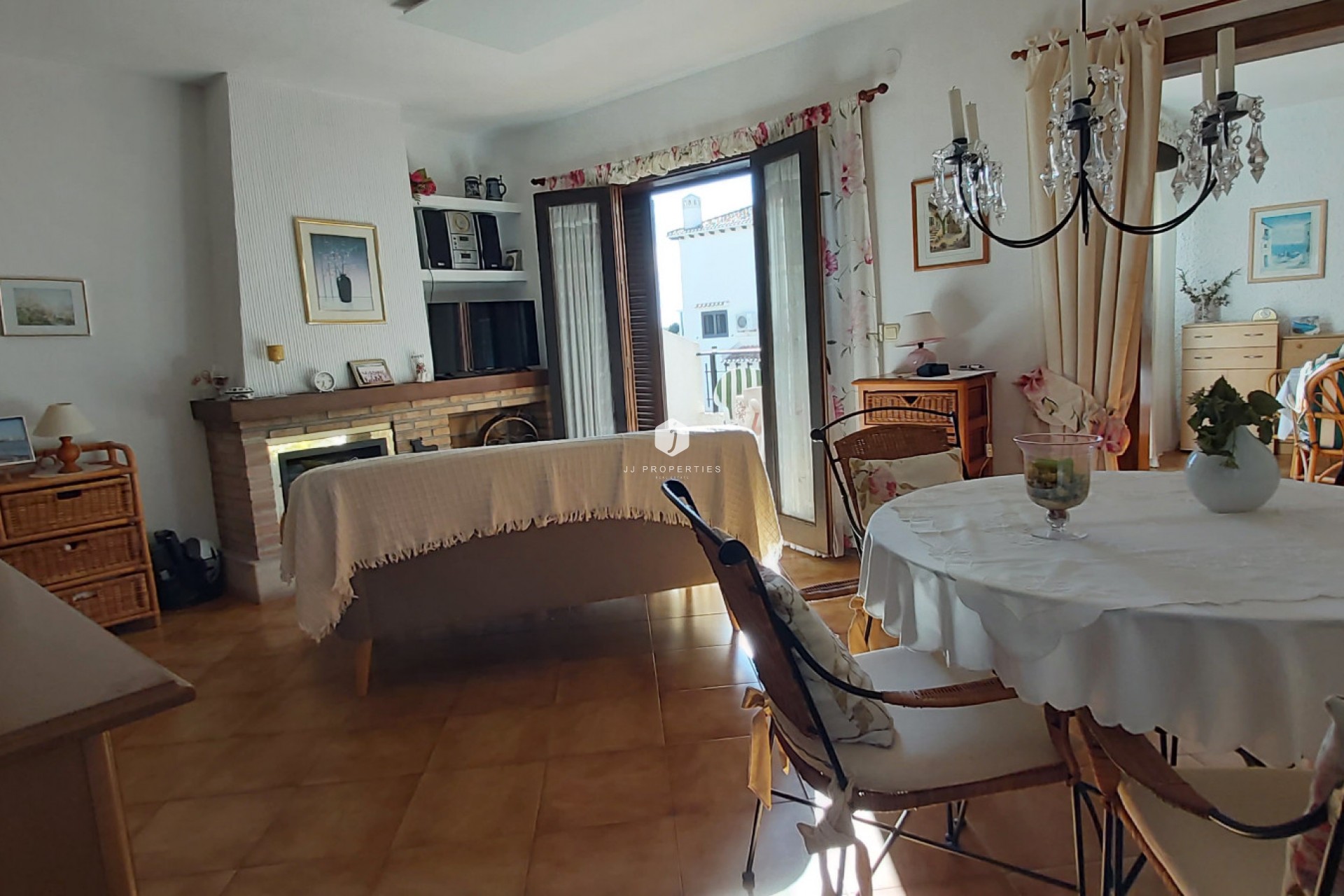 Aus zweiter Hand - Wohnung -
Cabo Roig - Costa Blanca