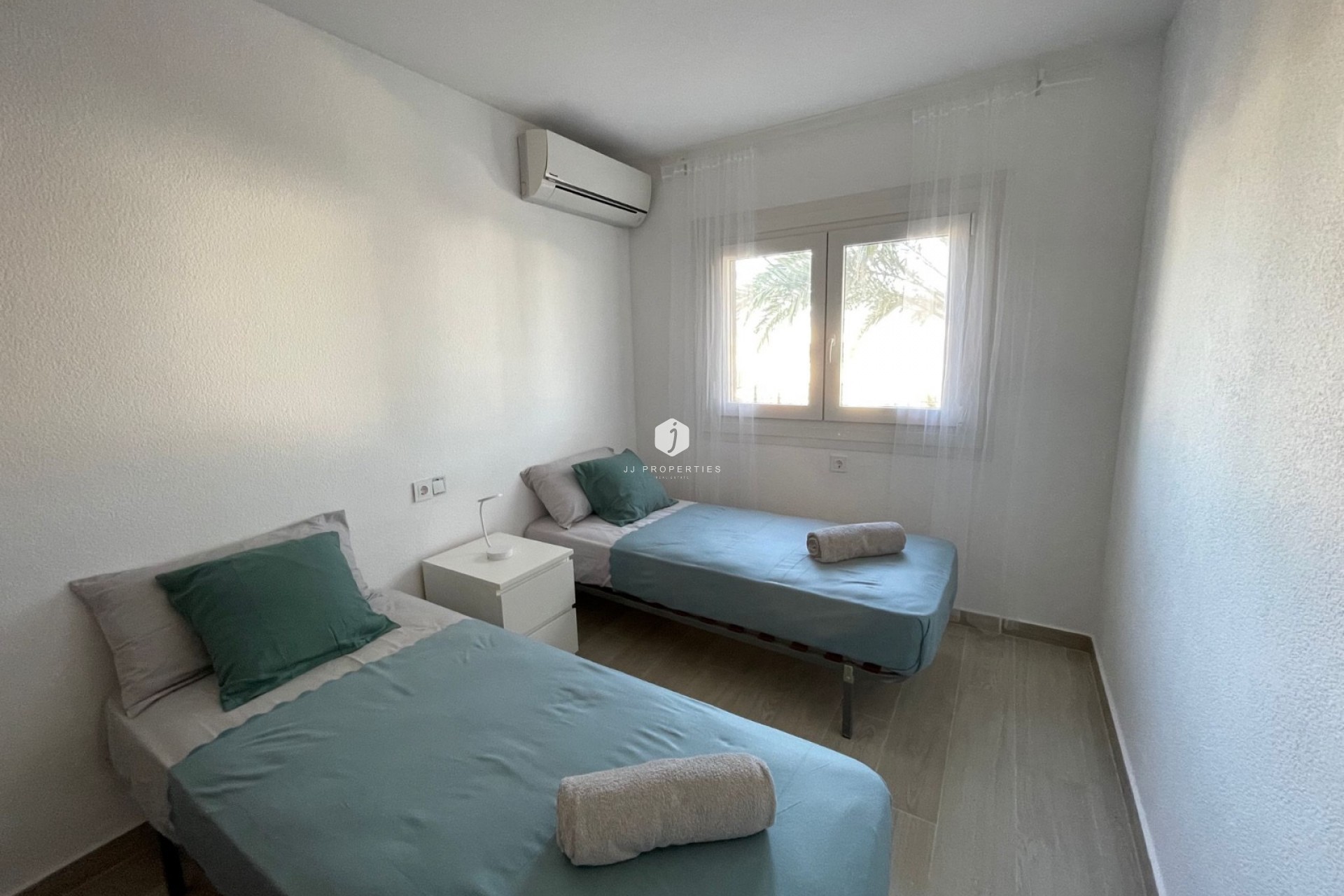 Aus zweiter Hand - Wohnung -
Cabo Roig - Costa Blanca