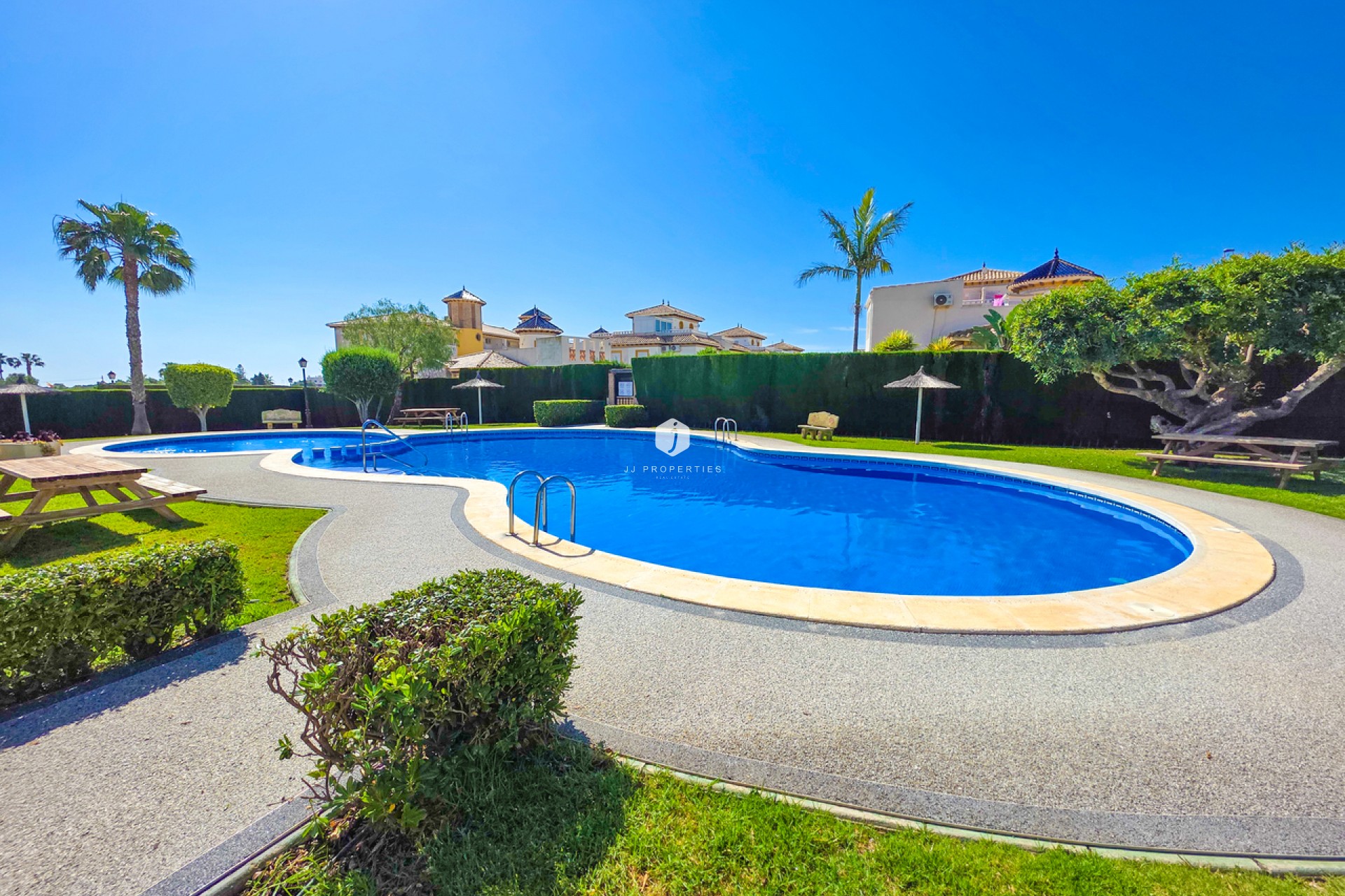 Aus zweiter Hand - Wohnung -
Cabo Roig - Costa Blanca