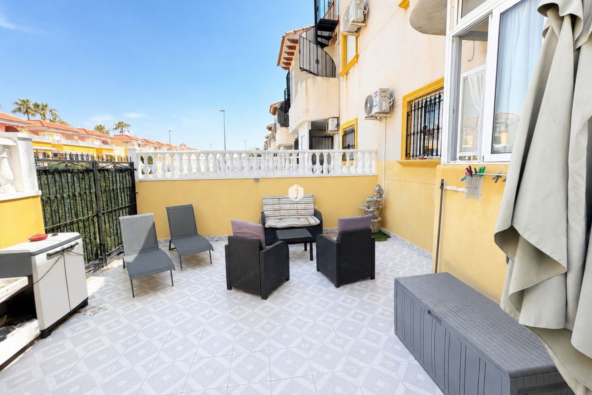 Aus zweiter Hand - Wohnung -
Cabo Roig - Costa Blanca