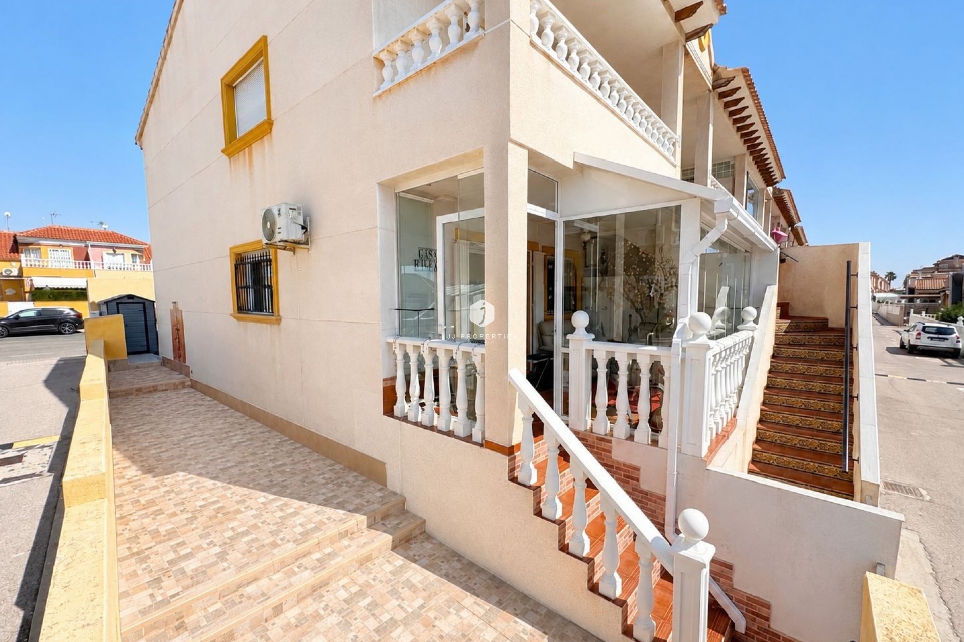Aus zweiter Hand - Wohnung -
Cabo Roig - Costa Blanca