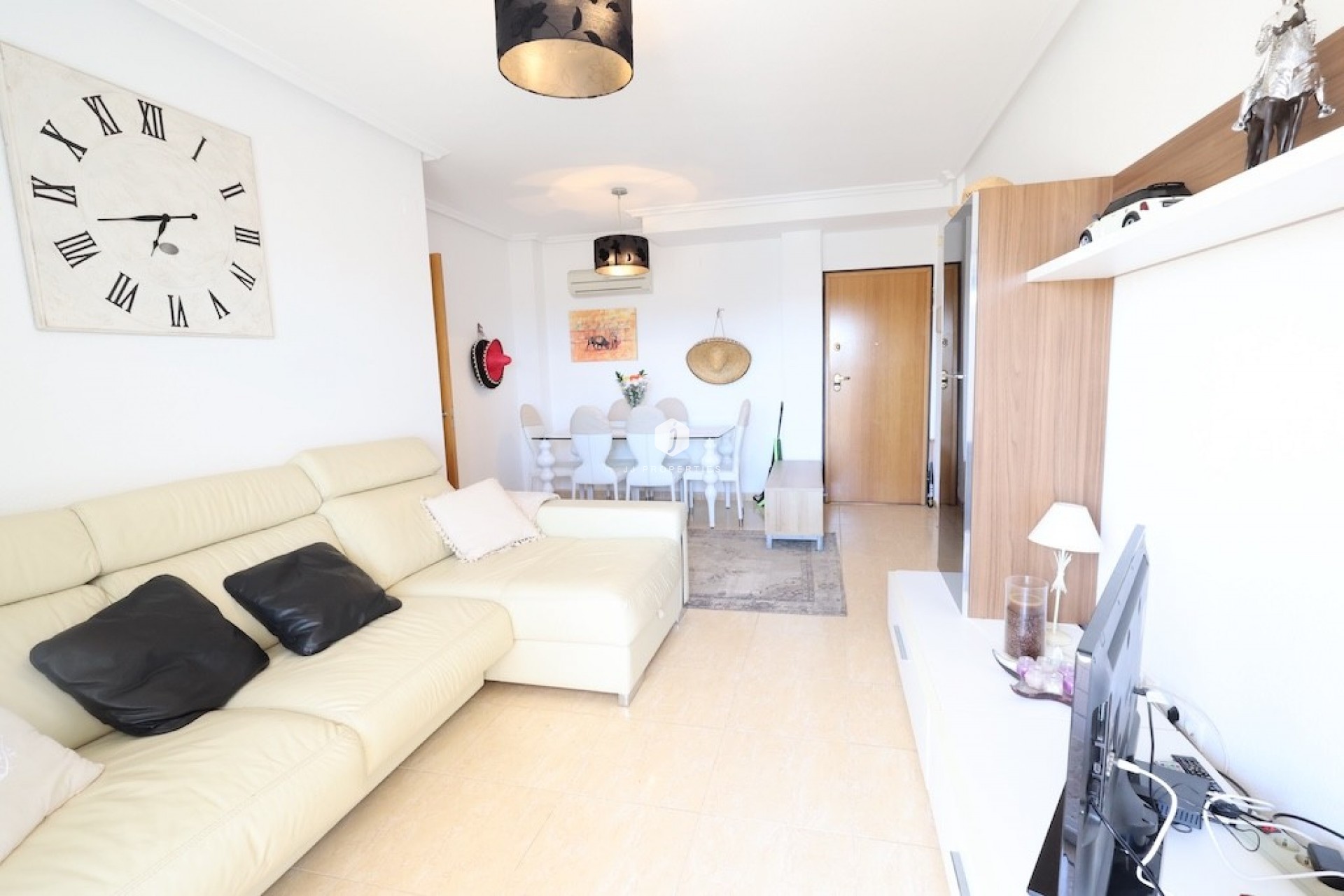 Aus zweiter Hand - Wohnung -
Campoamor - Costa Blanca