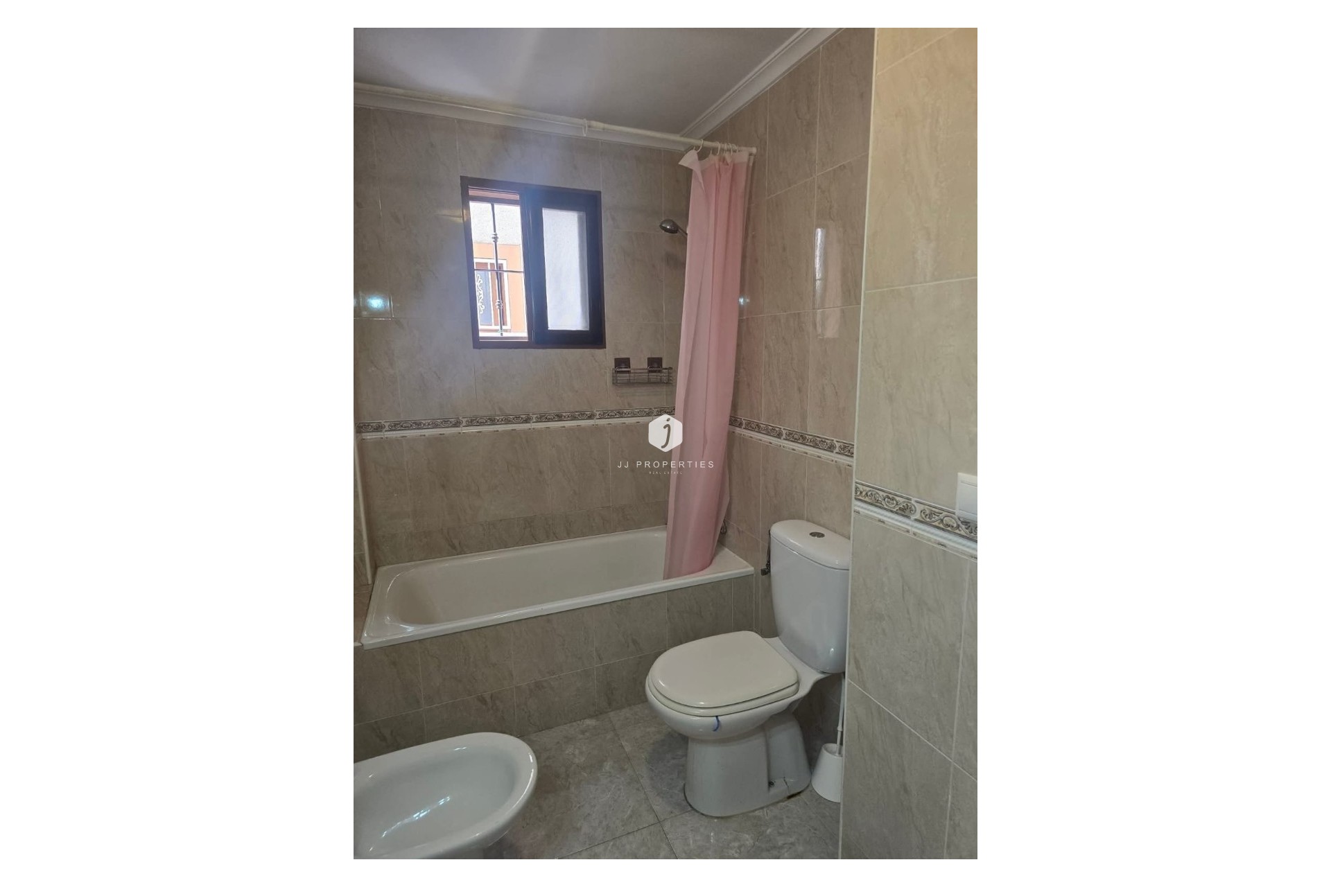 Aus zweiter Hand - Wohnung -
Daya Vieja - Costa Blanca
