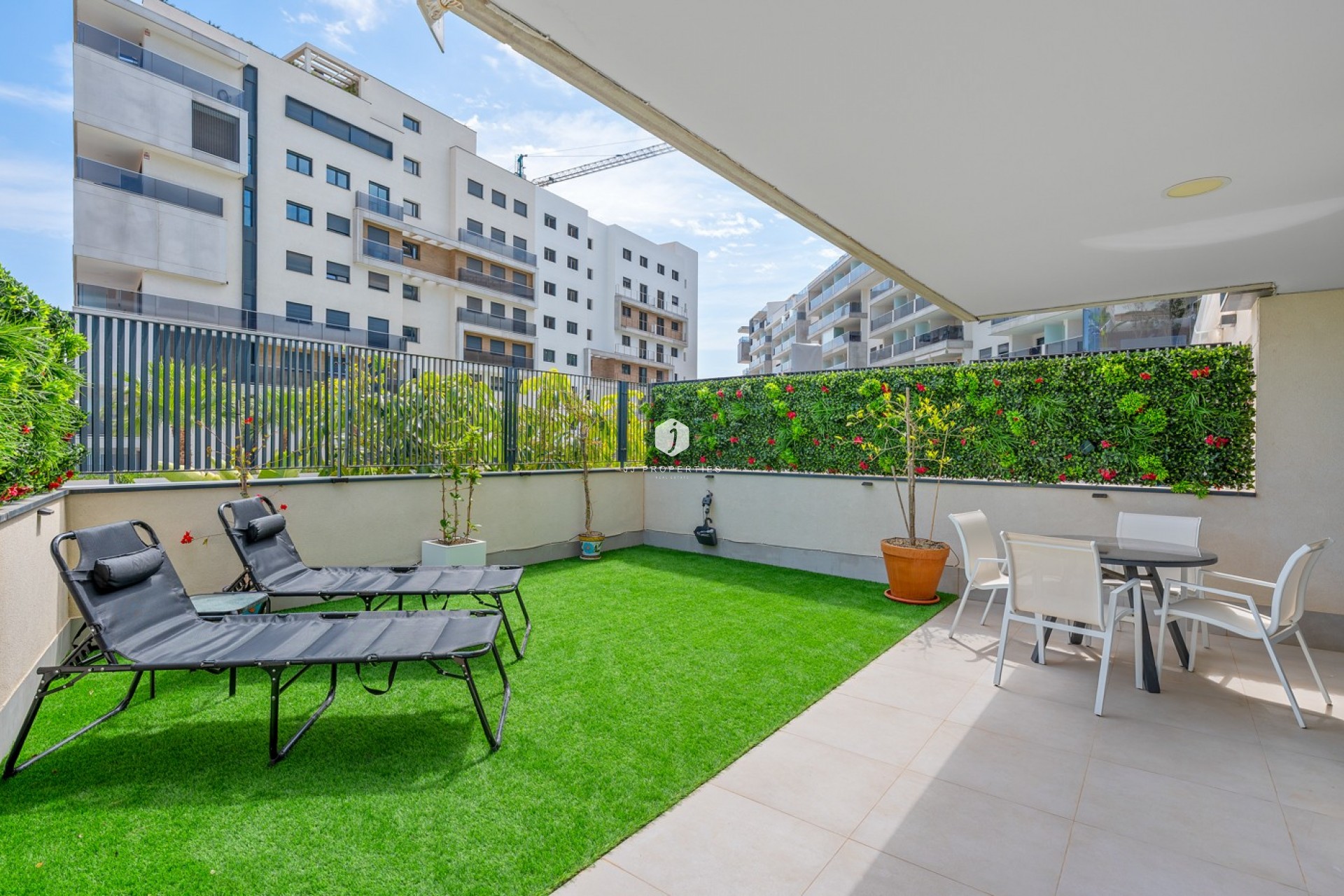 Aus zweiter Hand - Wohnung -
Dehesa de Campoamor - Costa Blanca