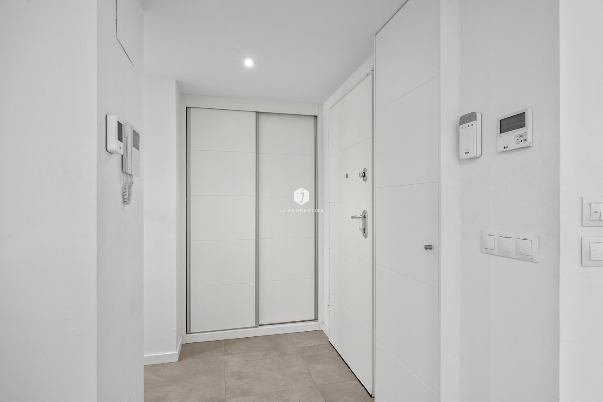 Aus zweiter Hand - Wohnung -
Dehesa de Campoamor - Costa Blanca