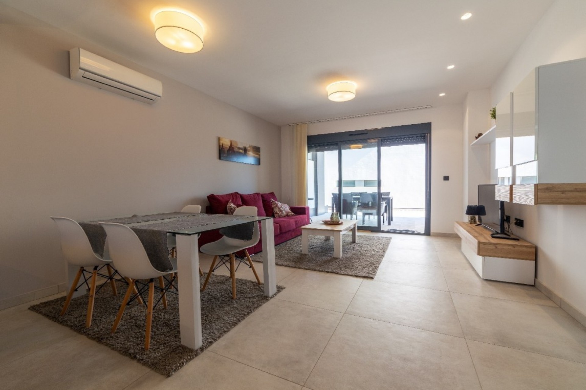 Aus zweiter Hand - Wohnung -
El Raso - Costa Blanca