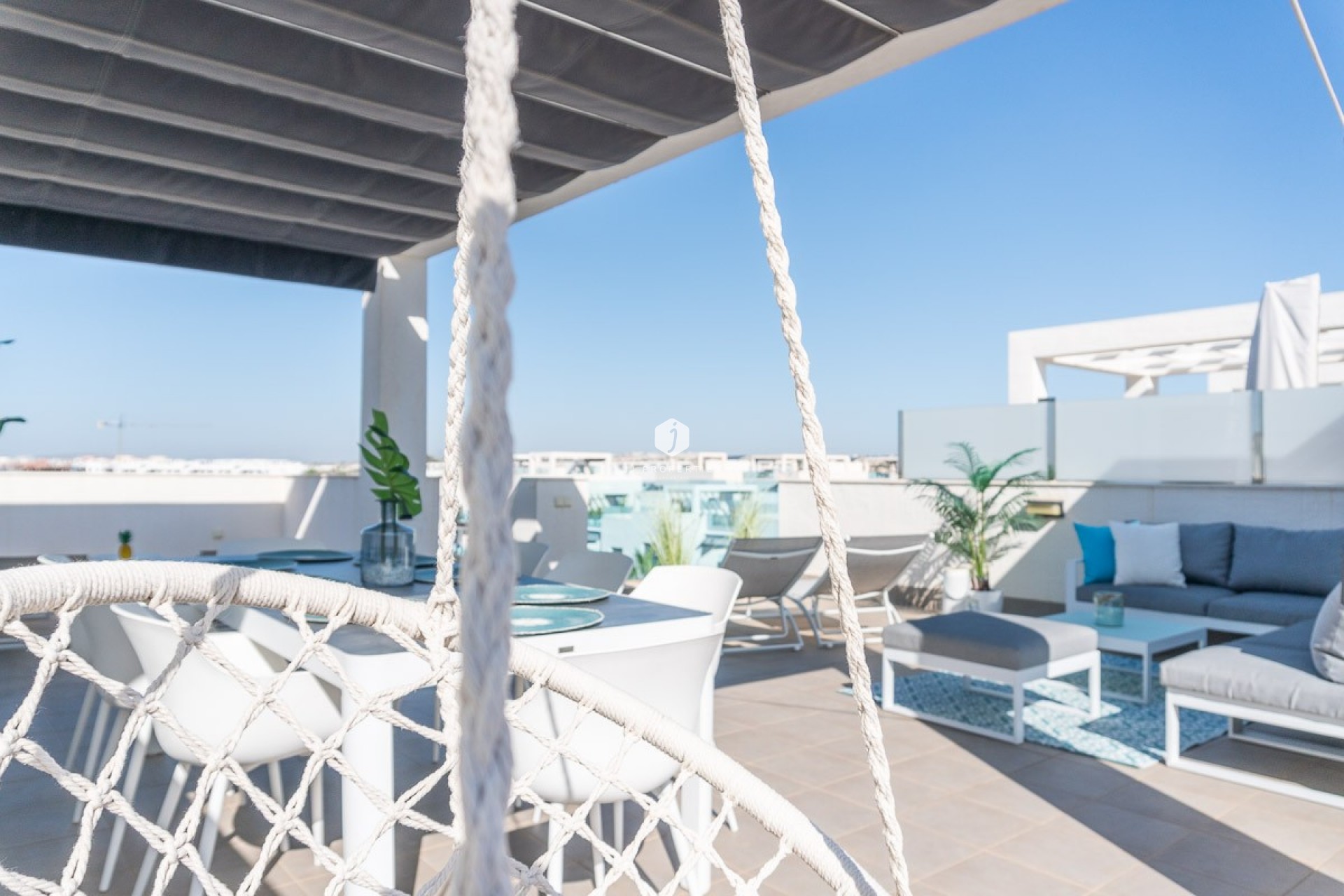 Aus zweiter Hand - Wohnung -
El Raso - Costa Blanca