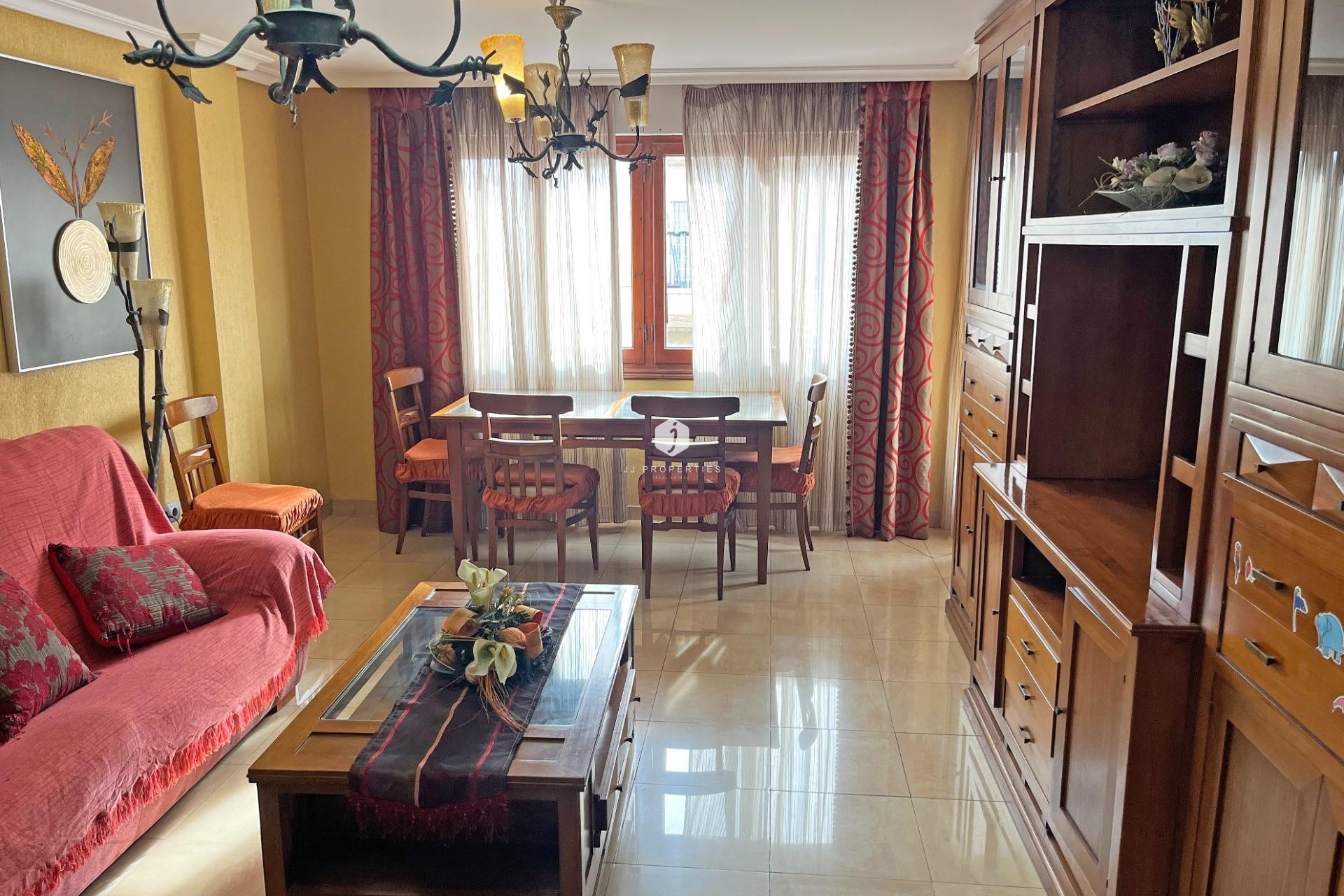 Aus zweiter Hand - Wohnung -
Formentera del Segura - Los Palacios