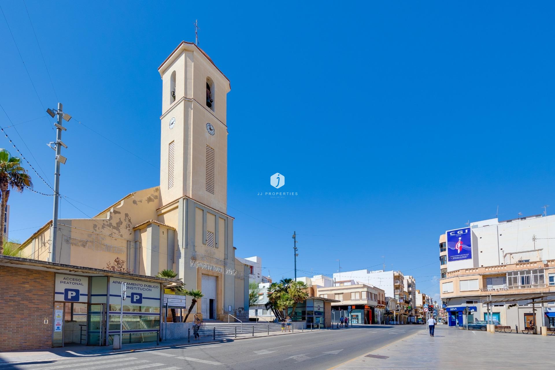 Aus zweiter Hand - Wohnung -
Guardamar del Segura - Pueblo
