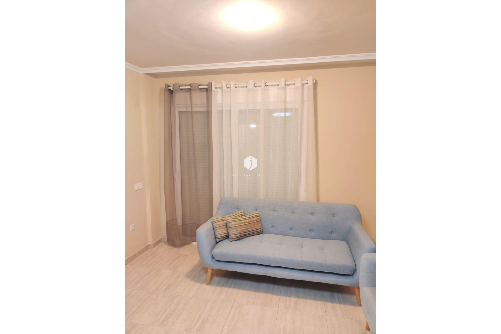 Aus zweiter Hand - Wohnung -
Guardamar del Segura - puerto deportivo