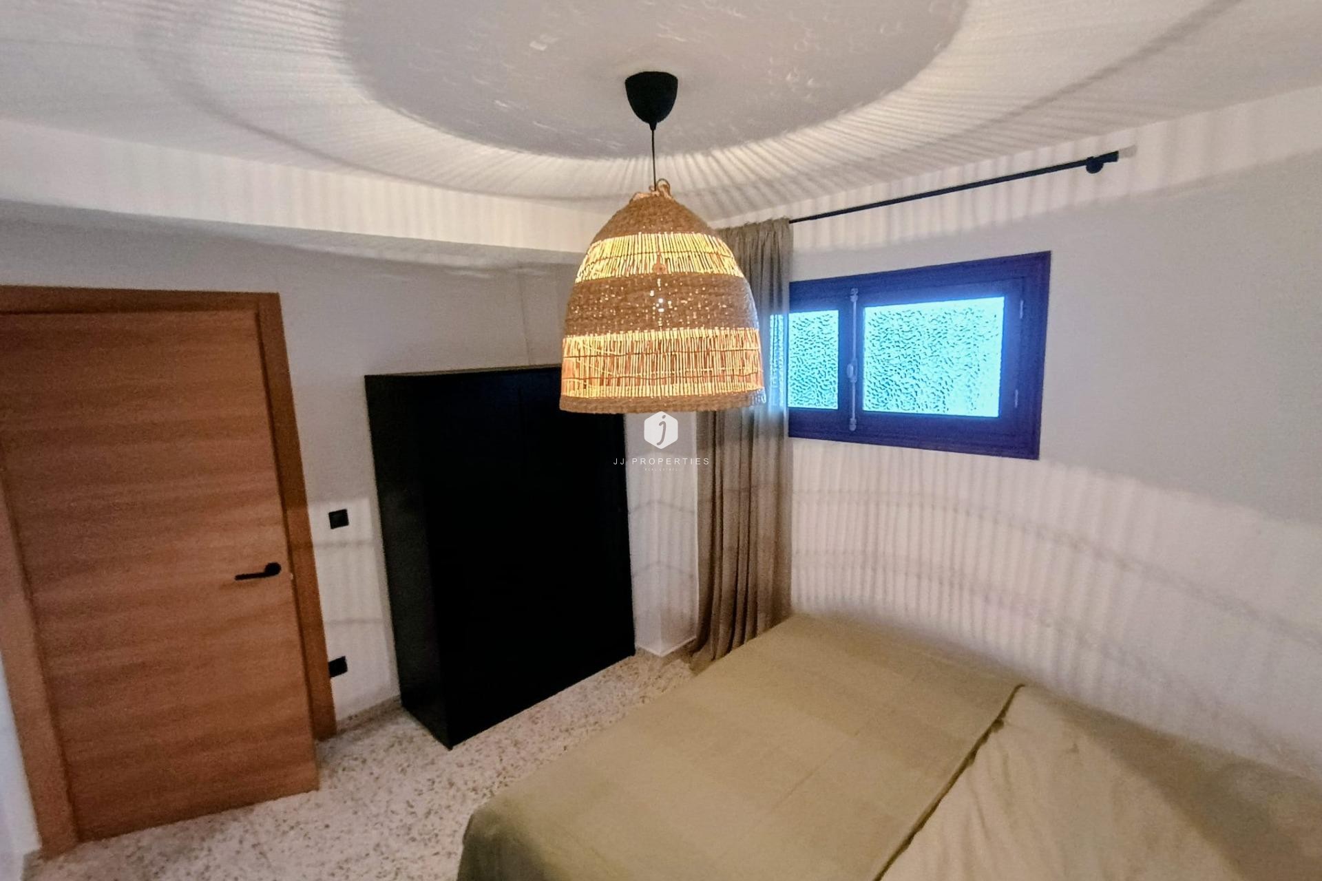 Aus zweiter Hand - Wohnung -
Guardamar del Segura - Urbanizaciones