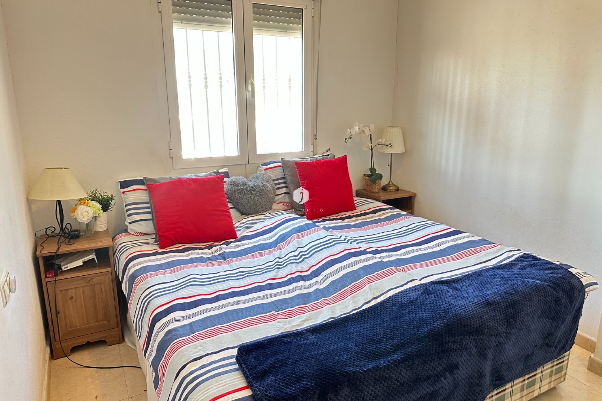 Aus zweiter Hand - Wohnung -
Jacarilla - Inland