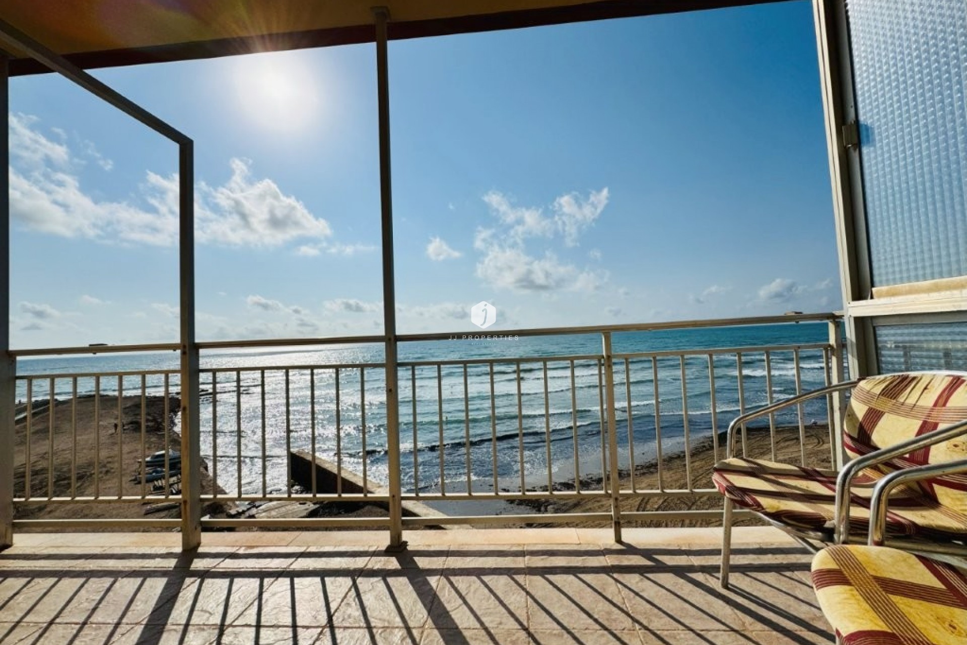 Aus zweiter Hand - Wohnung -
La Mata - Costa Blanca