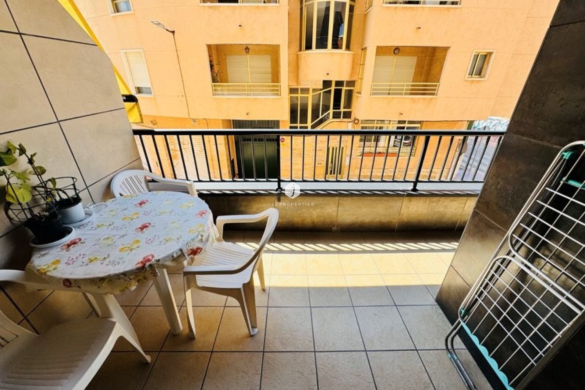 Aus zweiter Hand - Wohnung -
La Mata - Costa Blanca