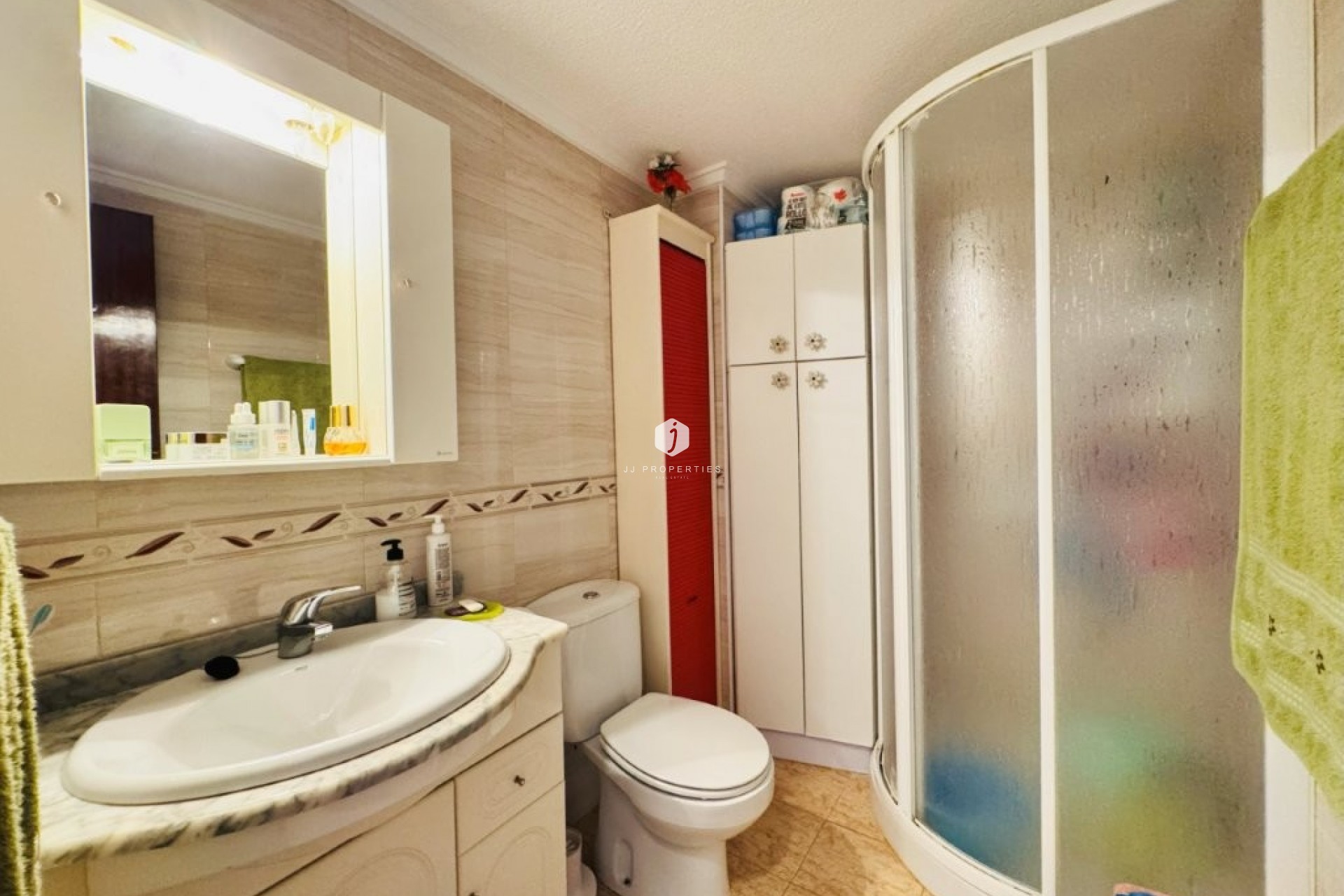 Aus zweiter Hand - Wohnung -
La Mata - Costa Blanca