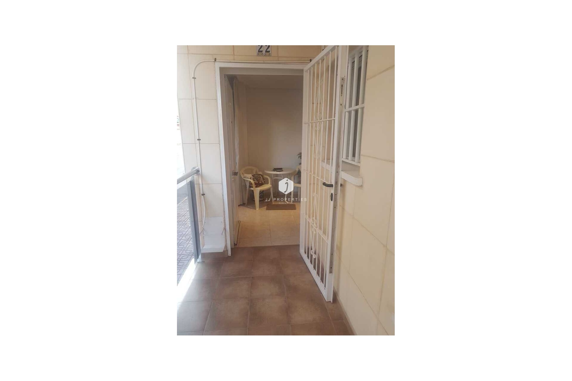 Aus zweiter Hand - Wohnung -
La Mata - Costa Blanca