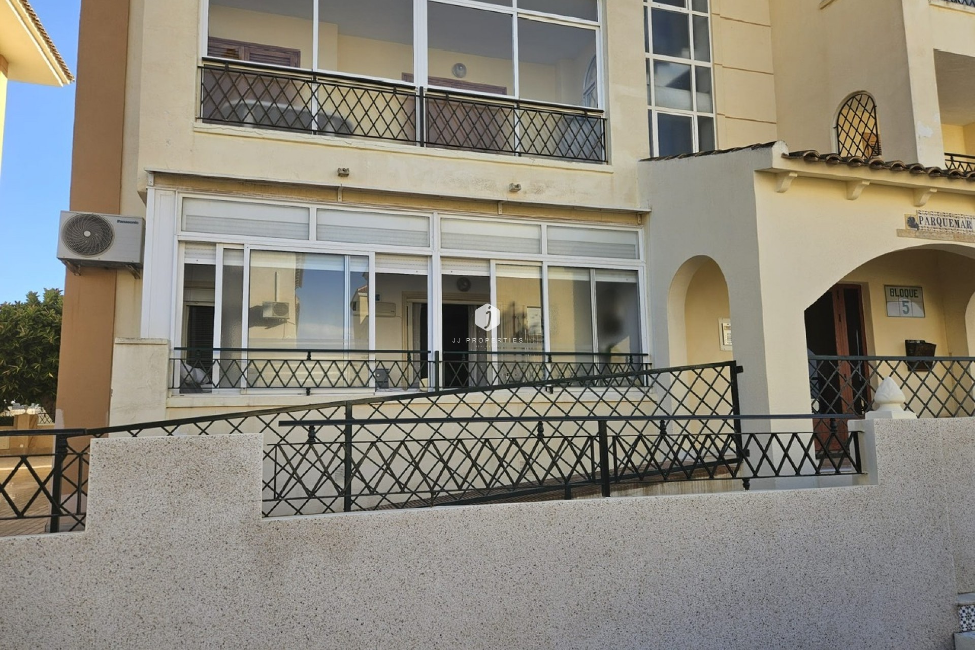 Aus zweiter Hand - Wohnung -
La Mata - Costa Blanca