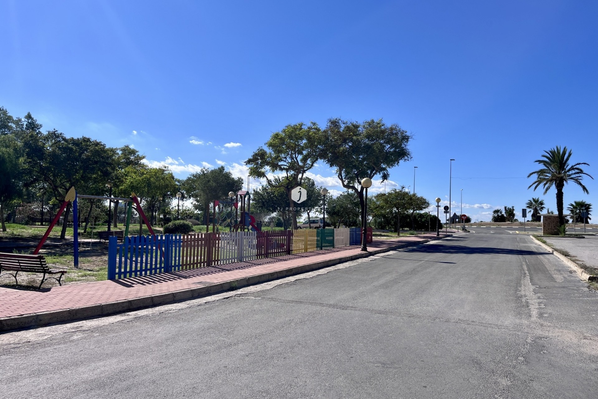 Aus zweiter Hand - Wohnung -
La Mata - Costa Blanca