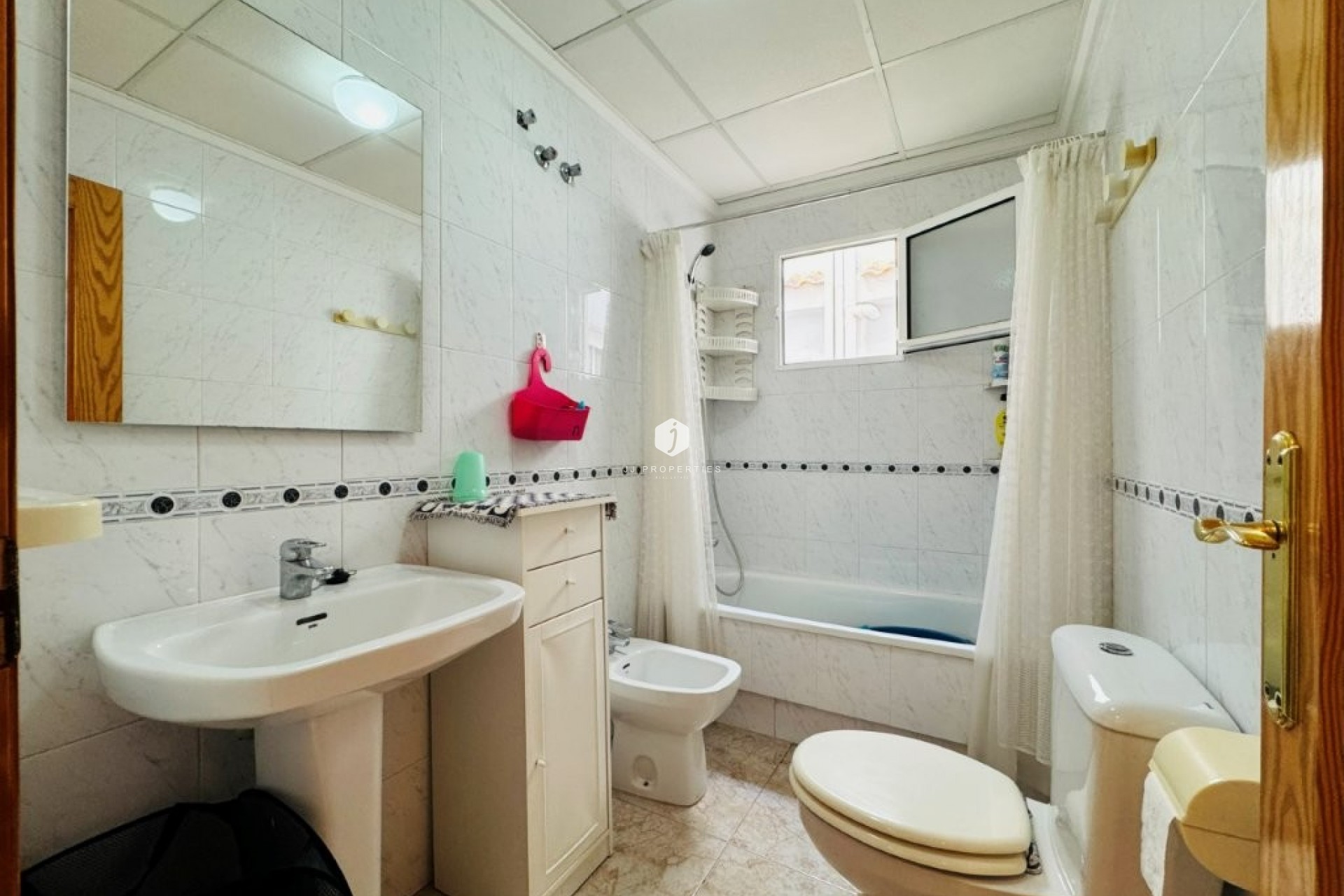 Aus zweiter Hand - Wohnung -
La Mata - Costa Blanca