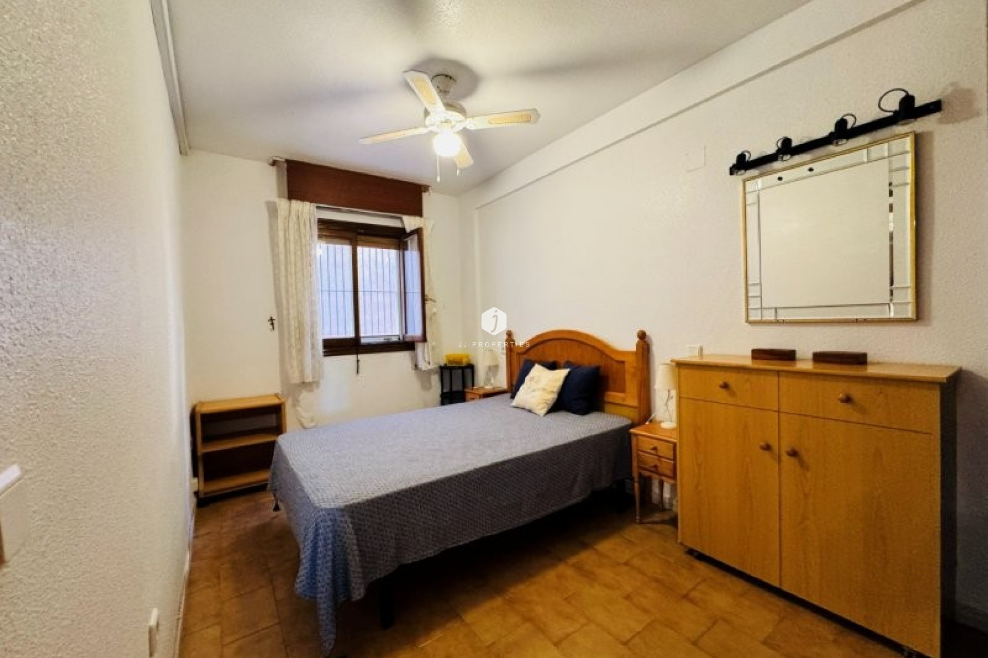 Aus zweiter Hand - Wohnung -
La Mata - Costa Blanca