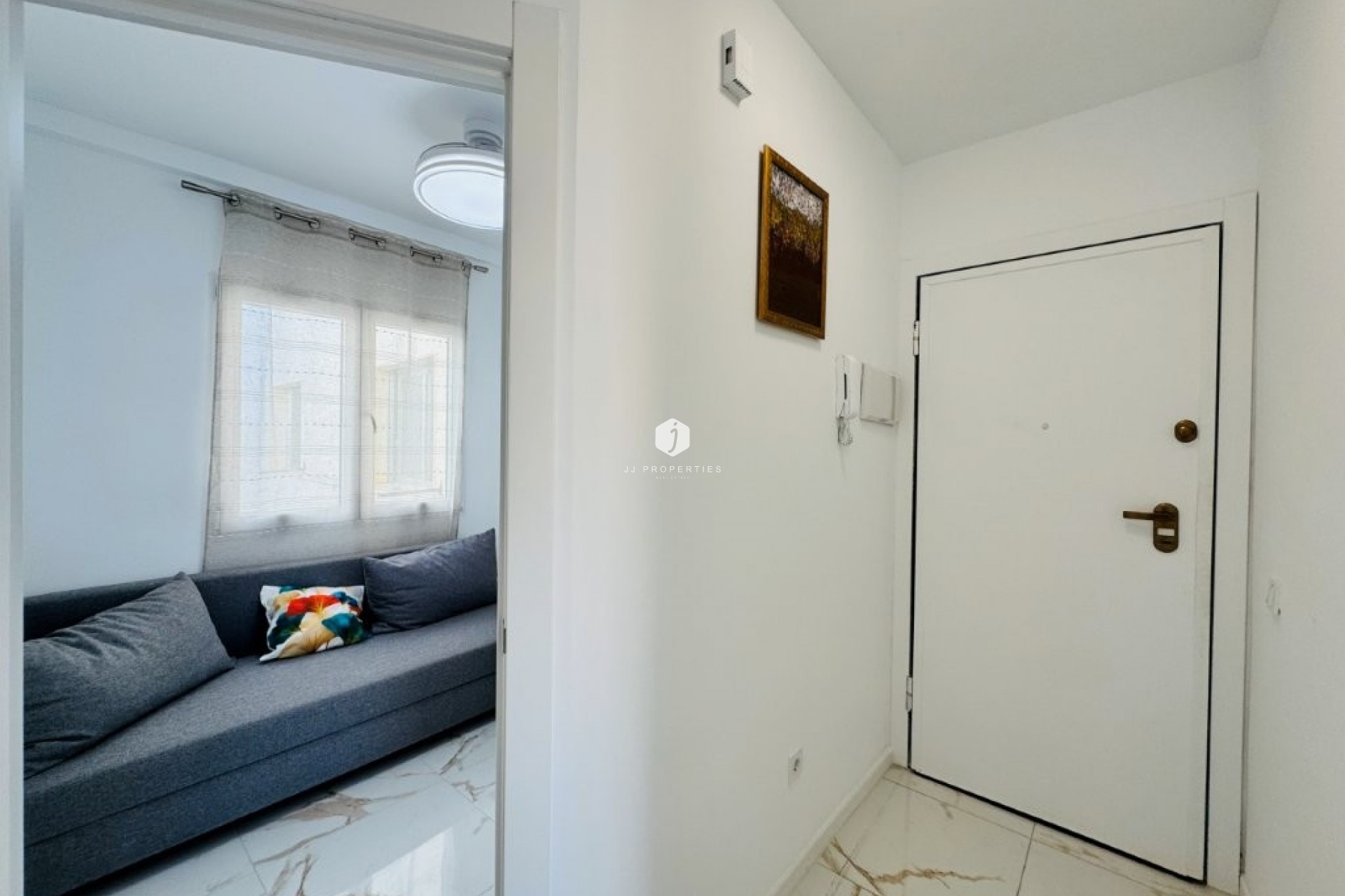 Aus zweiter Hand - Wohnung -
La Mata - Costa Blanca