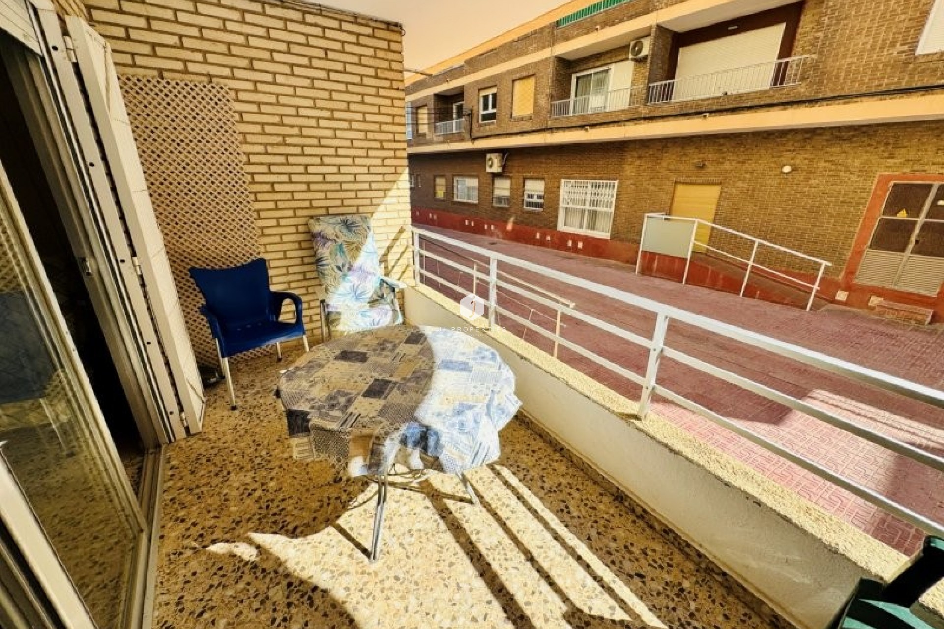 Aus zweiter Hand - Wohnung -
La Mata - Costa Blanca