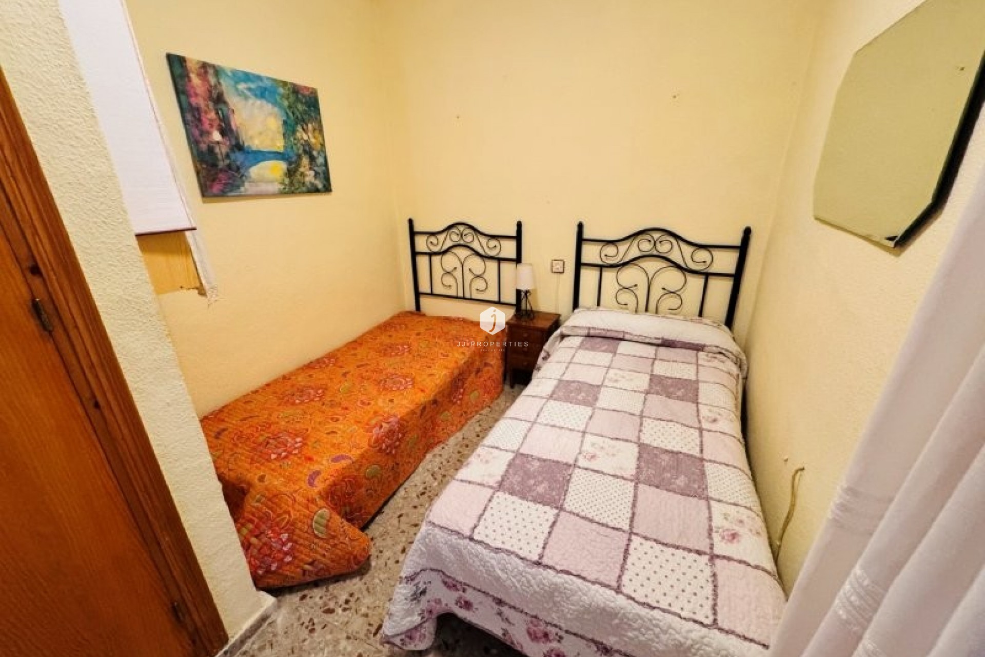 Aus zweiter Hand - Wohnung -
La Mata - Costa Blanca