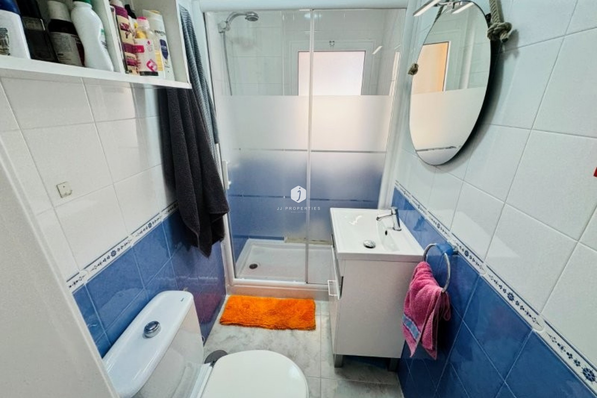 Aus zweiter Hand - Wohnung -
La Mata - Costa Blanca