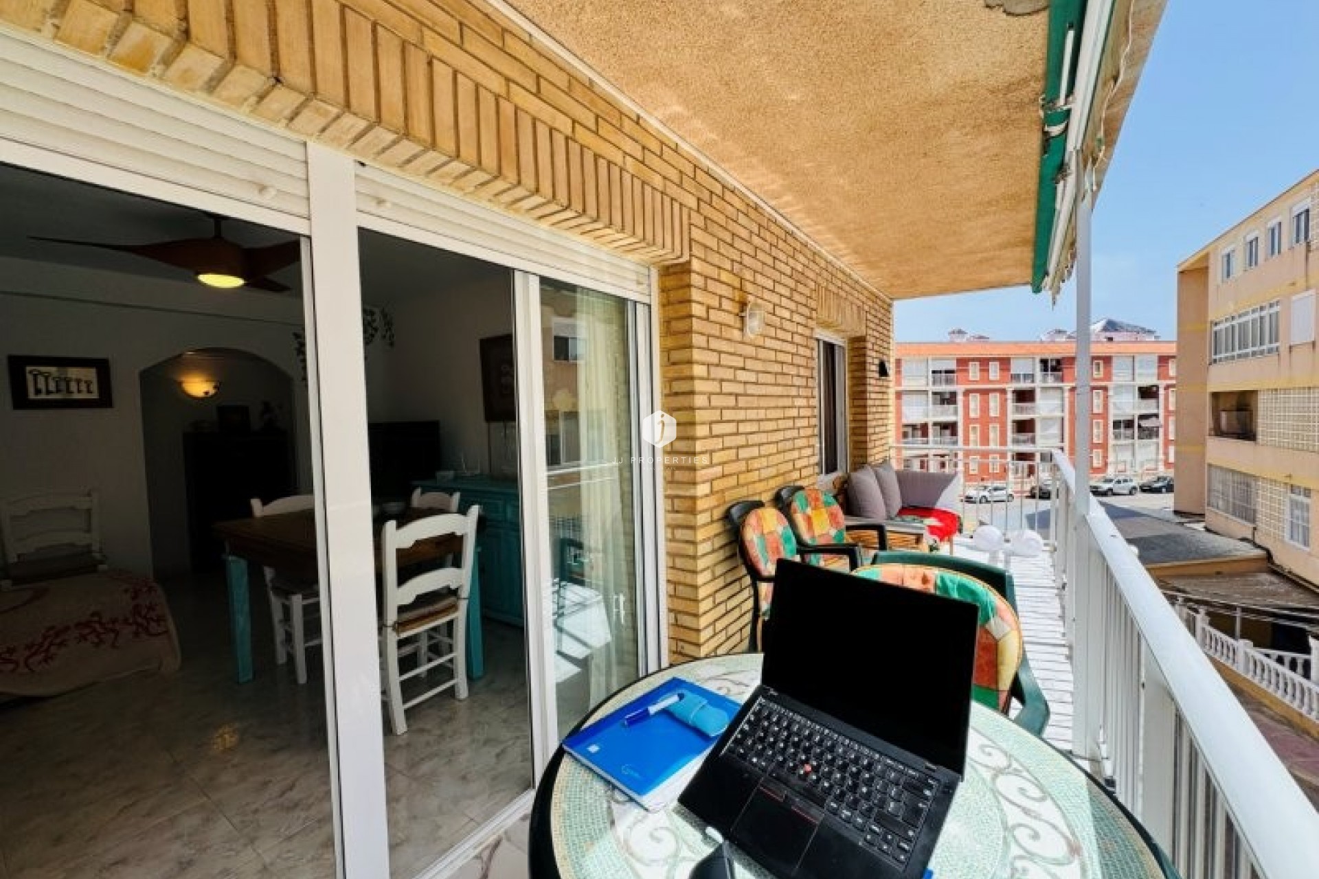 Aus zweiter Hand - Wohnung -
La Mata - Costa Blanca