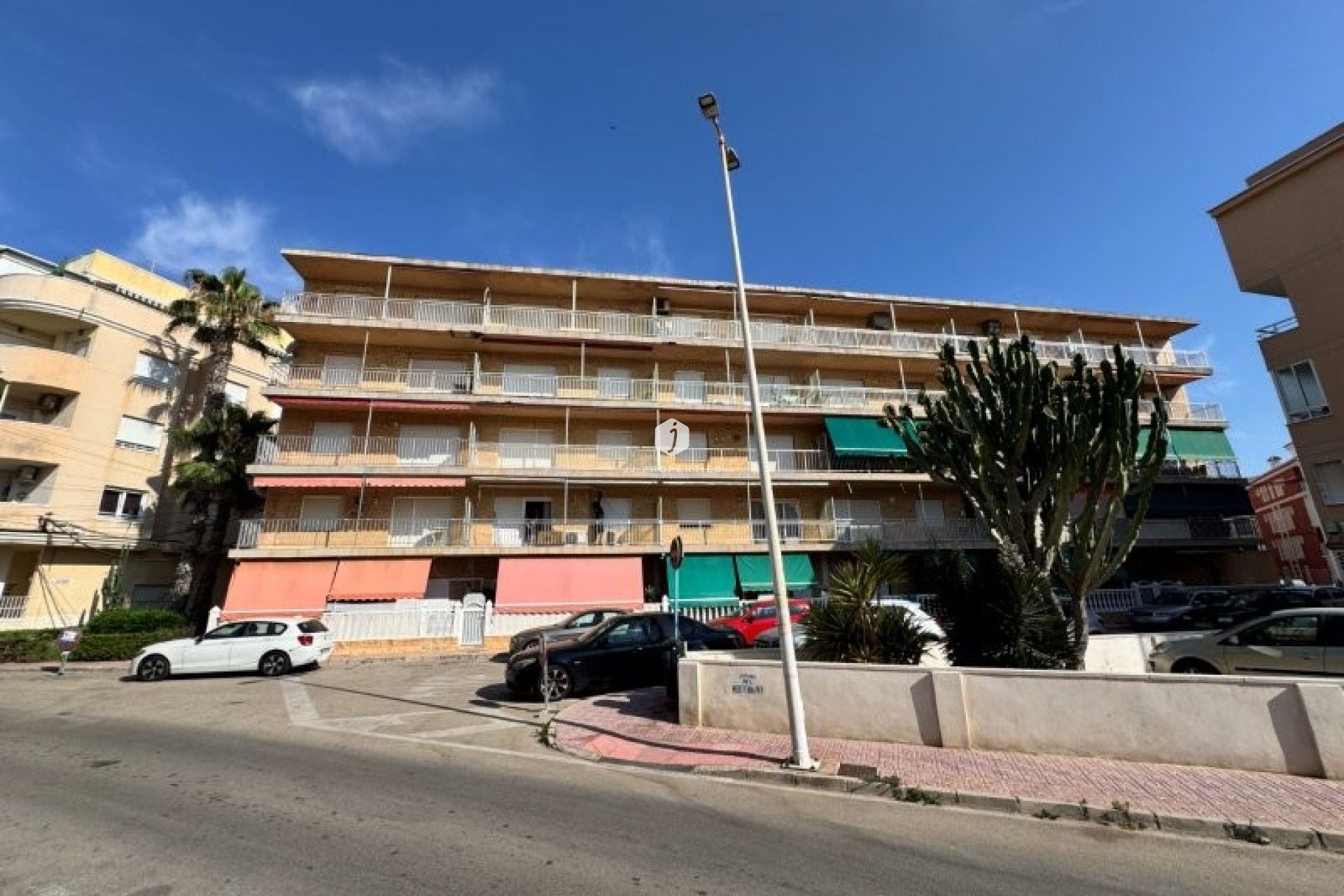 Aus zweiter Hand - Wohnung -
La Mata - Costa Blanca