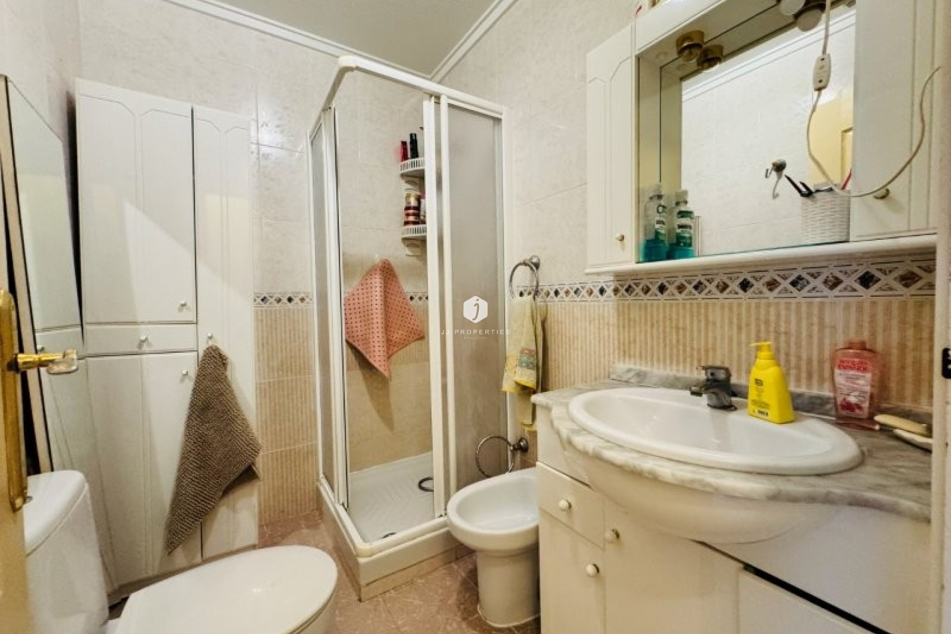 Aus zweiter Hand - Wohnung -
La Mata - Costa Blanca