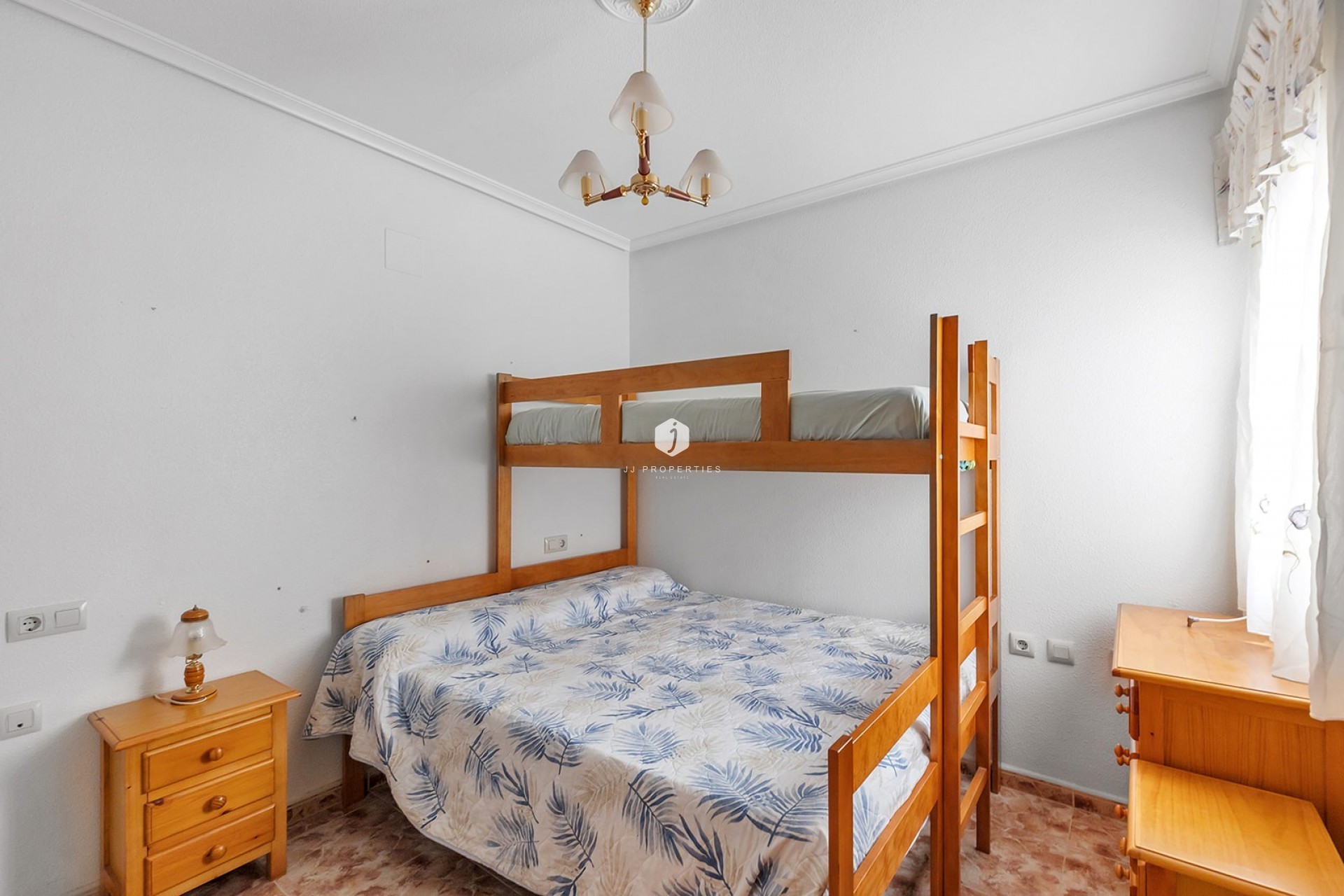 Aus zweiter Hand - Wohnung -
La Mata - Costa Blanca