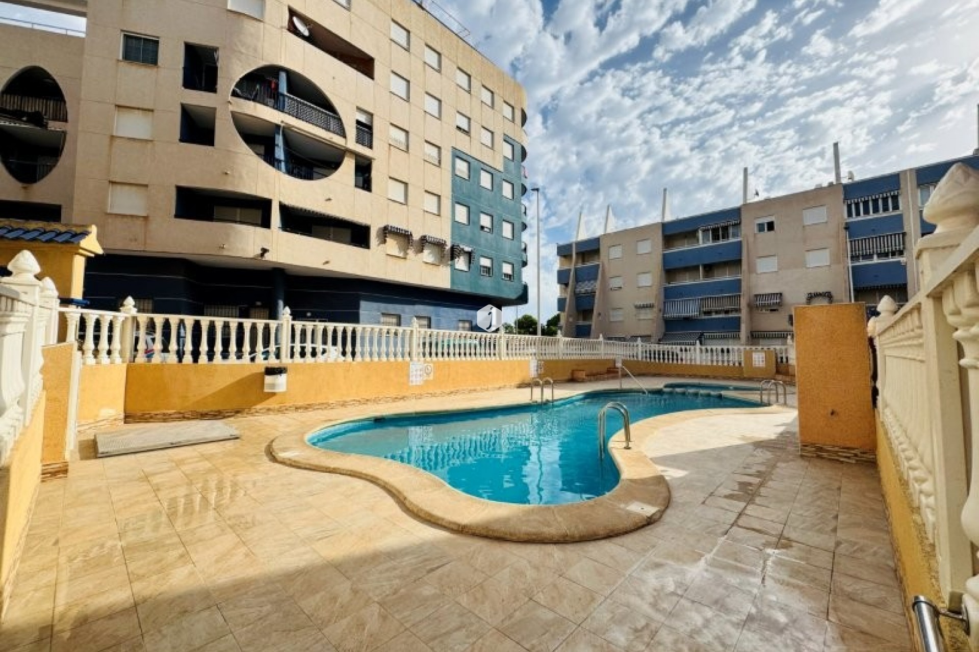 Aus zweiter Hand - Wohnung -
La Mata - Costa Blanca