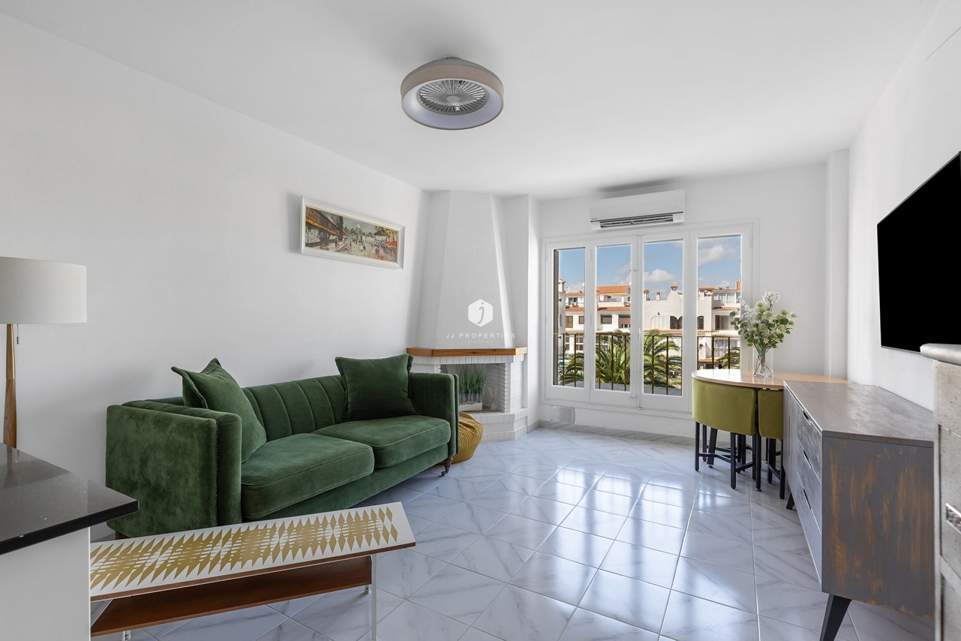 Aus zweiter Hand - Wohnung -
La Mata - Costa Blanca