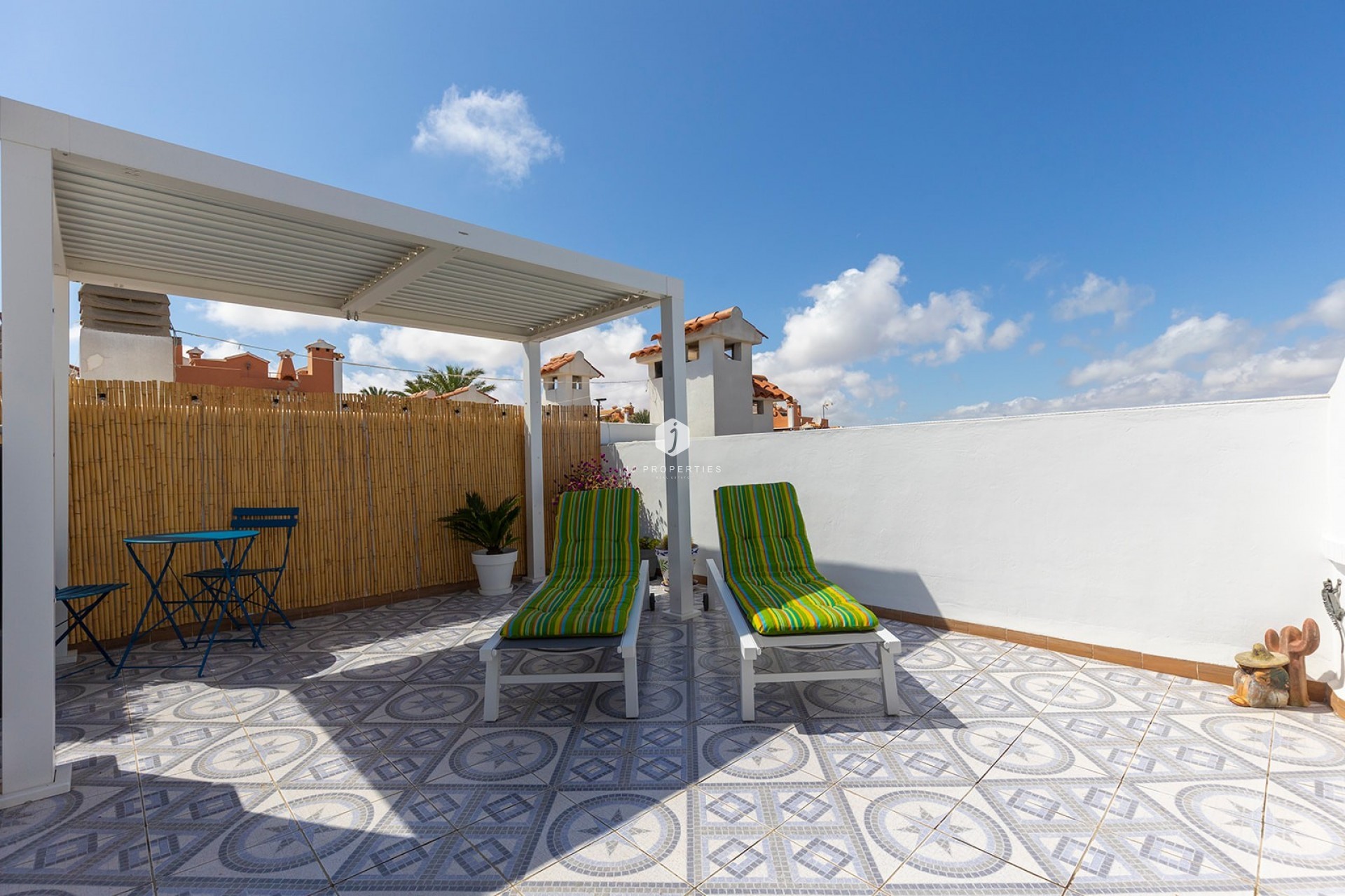 Aus zweiter Hand - Wohnung -
La Mata - Costa Blanca