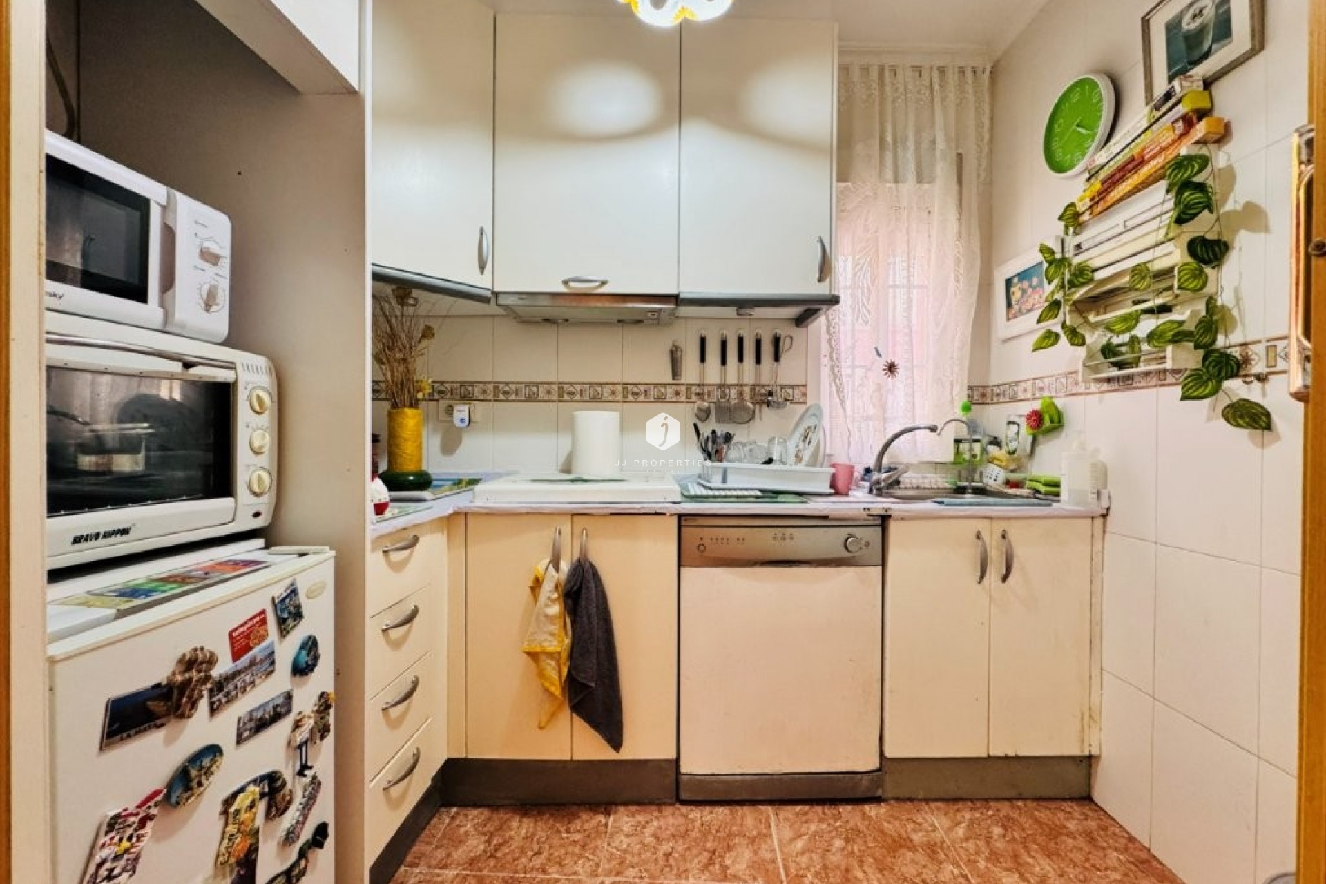 Aus zweiter Hand - Wohnung -
La Mata - Costa Blanca