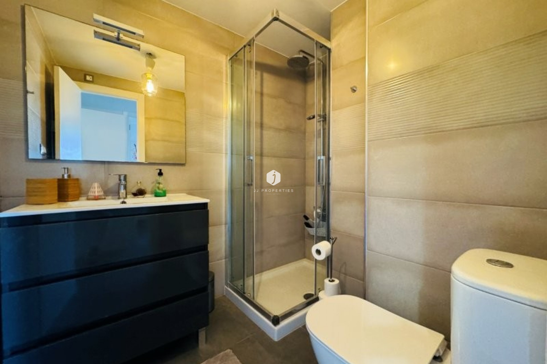 Aus zweiter Hand - Wohnung -
La Mata - Costa Blanca