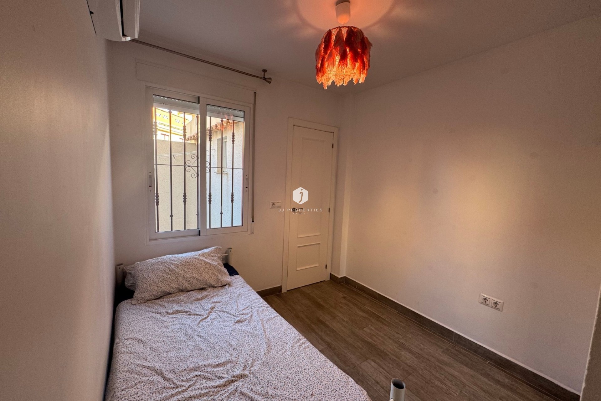 Aus zweiter Hand - Wohnung -
La Zenia - Costa Blanca