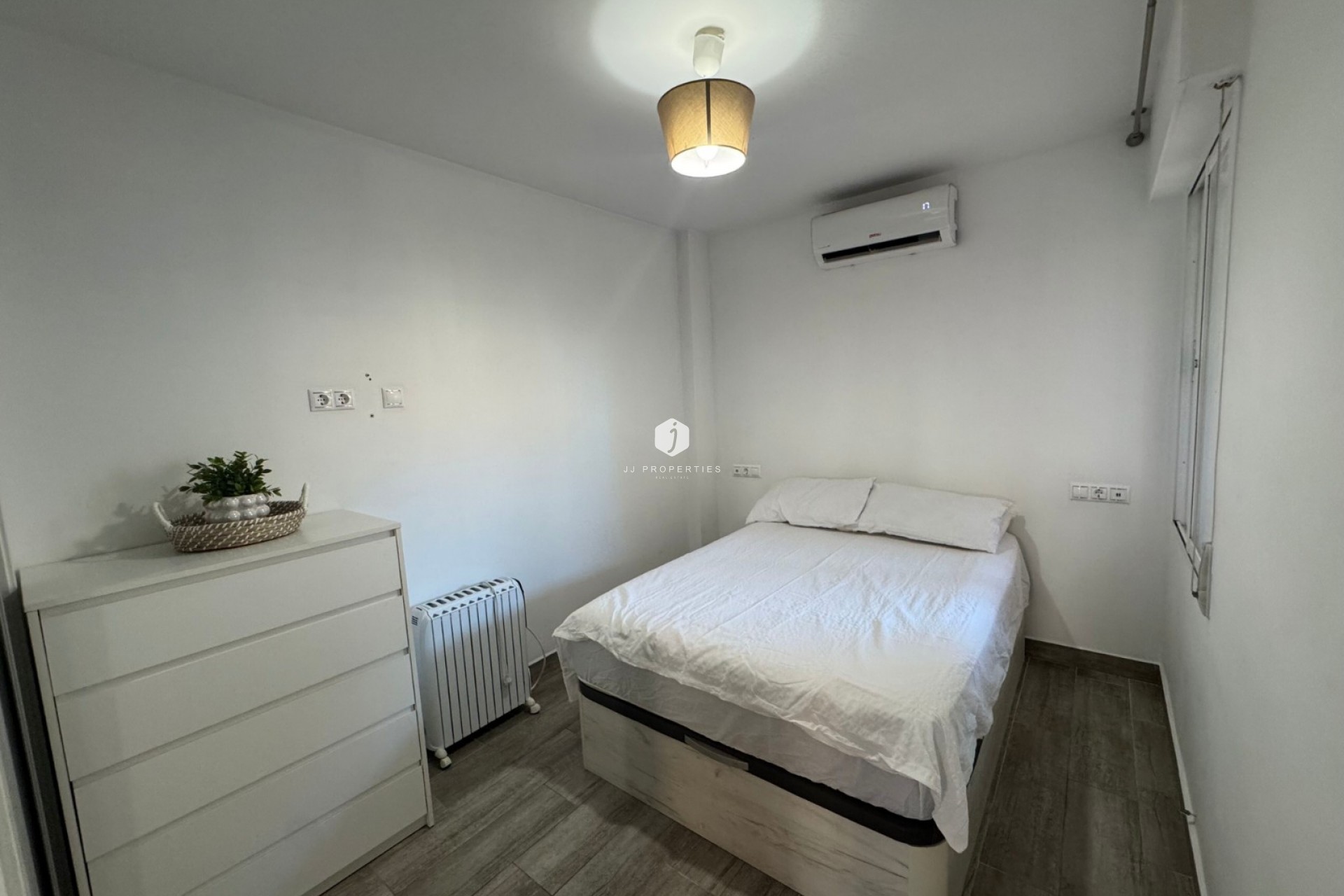 Aus zweiter Hand - Wohnung -
La Zenia - Costa Blanca