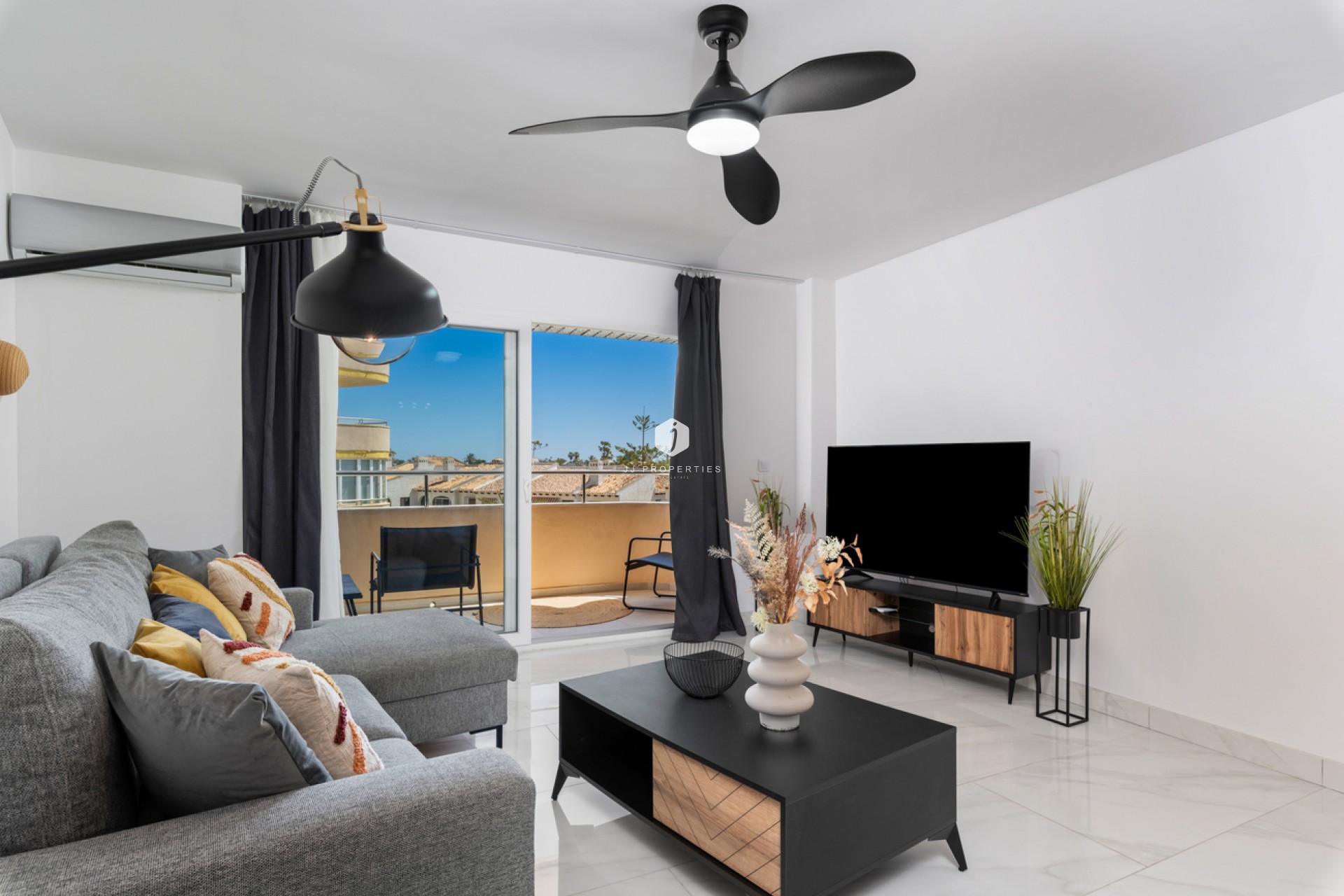 Aus zweiter Hand - Wohnung -
La Zenia - Costa Blanca