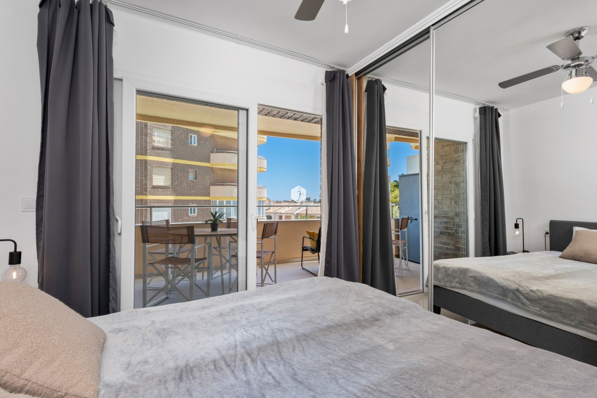 Aus zweiter Hand - Wohnung -
La Zenia - Costa Blanca