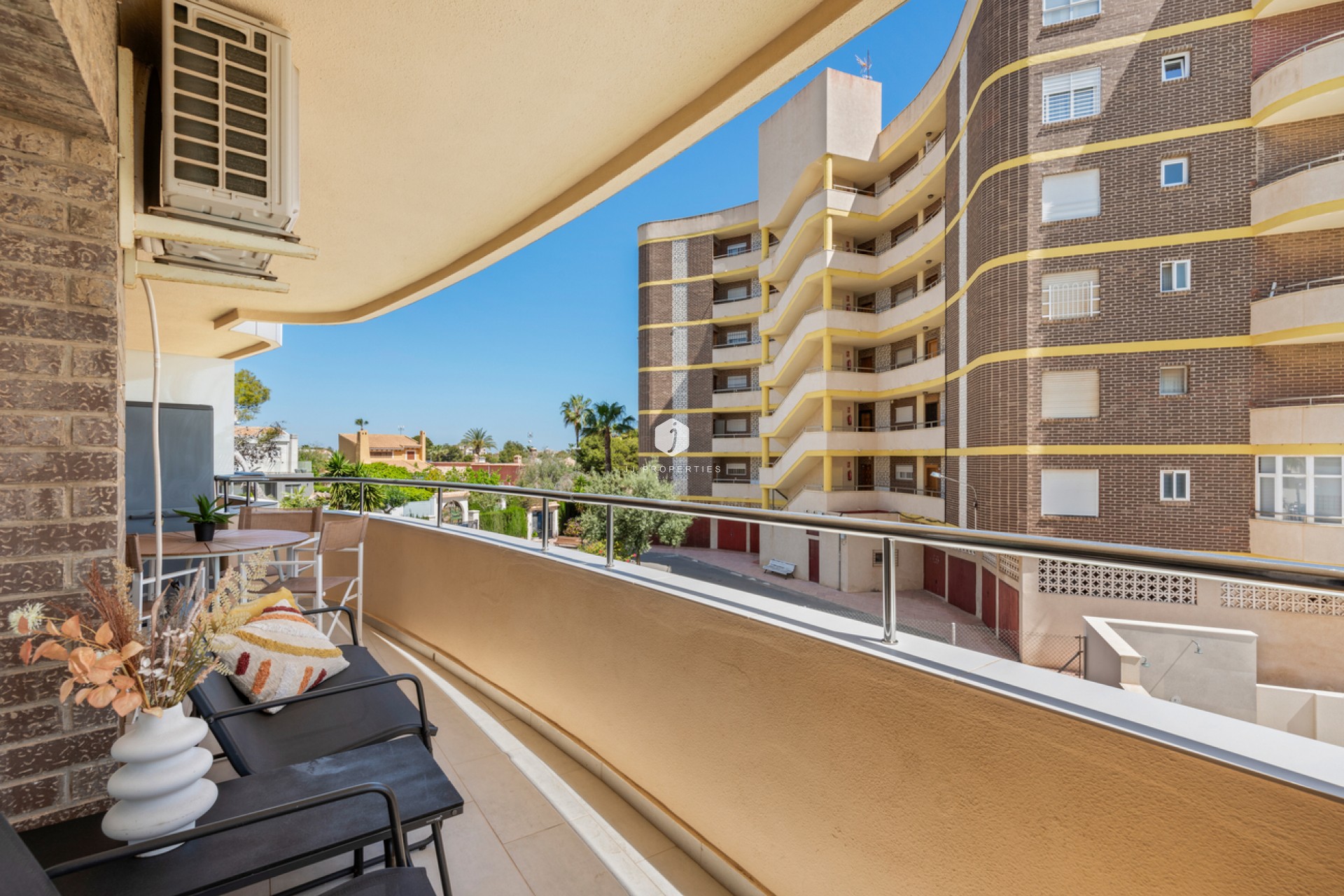 Aus zweiter Hand - Wohnung -
La Zenia - Costa Blanca