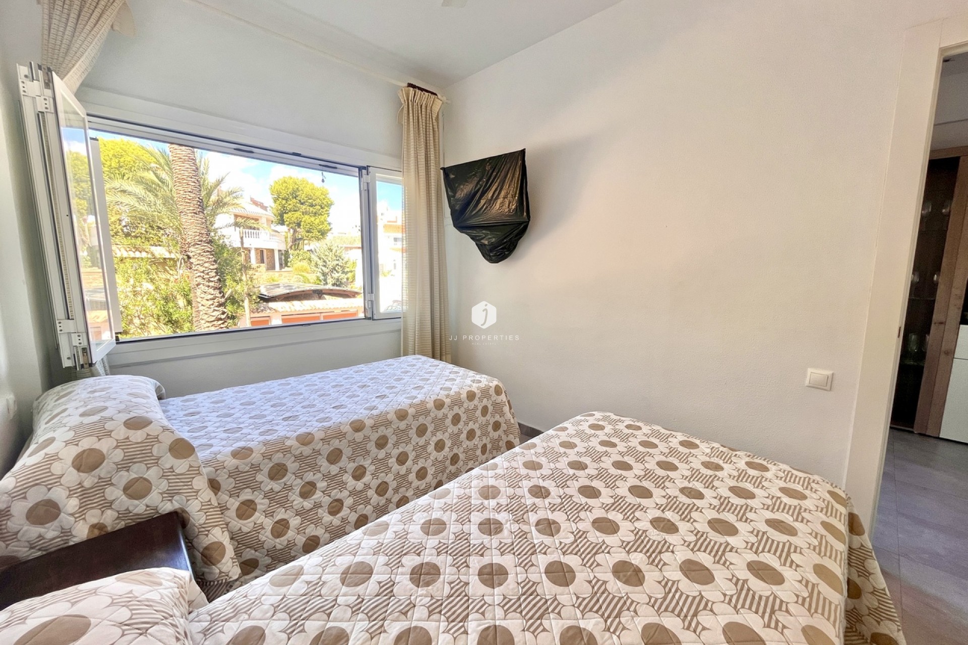 Aus zweiter Hand - Wohnung -
La Zenia - Costa Blanca