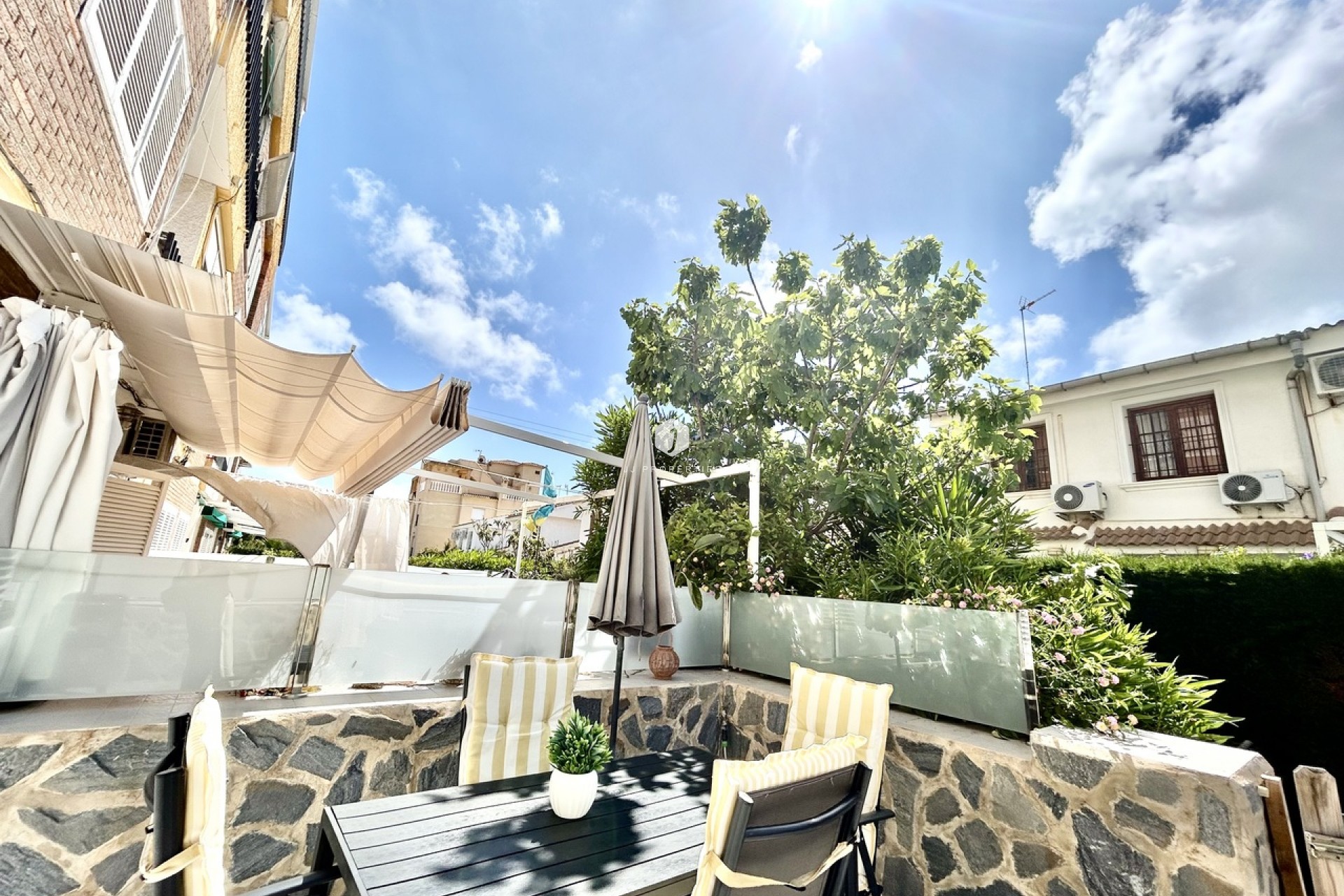 Aus zweiter Hand - Wohnung -
La Zenia - Costa Blanca