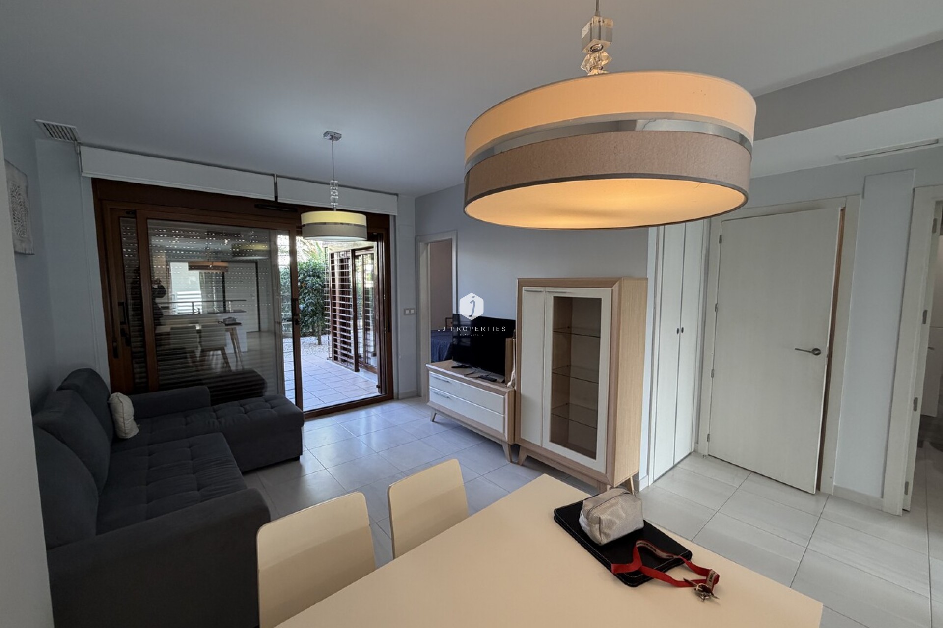 Aus zweiter Hand - Wohnung -
La Zenia - Secreto de la Zenia