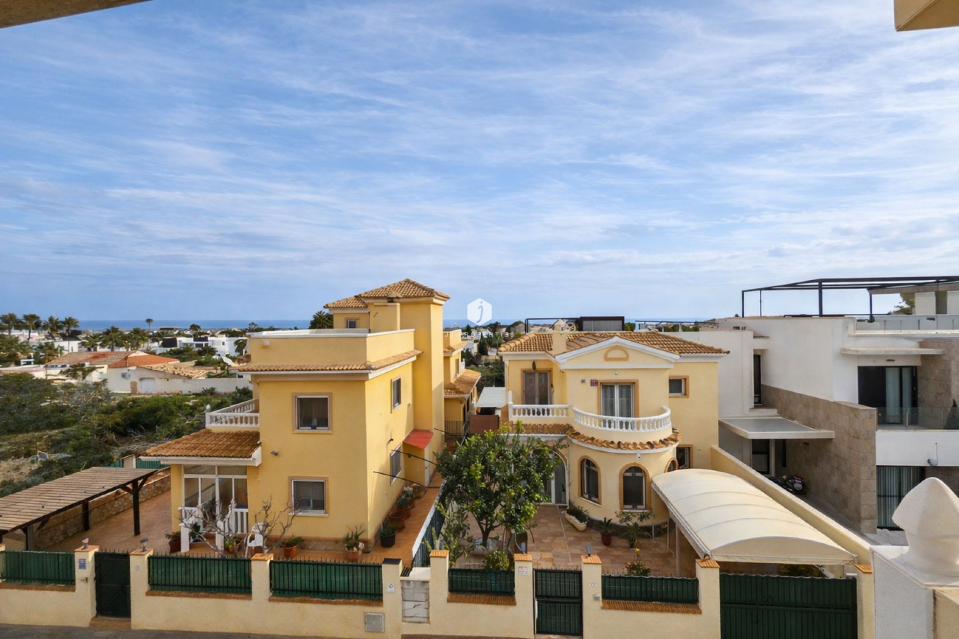 Aus zweiter Hand - Wohnung -
Lomas de Caboroig - Costa Blanca