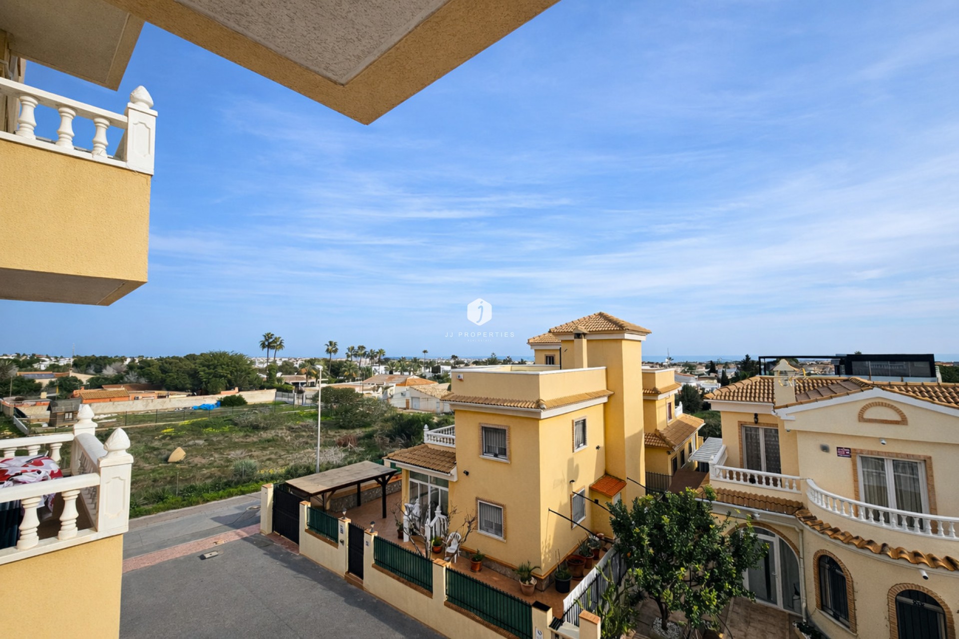 Aus zweiter Hand - Wohnung -
Lomas de Caboroig - Costa Blanca