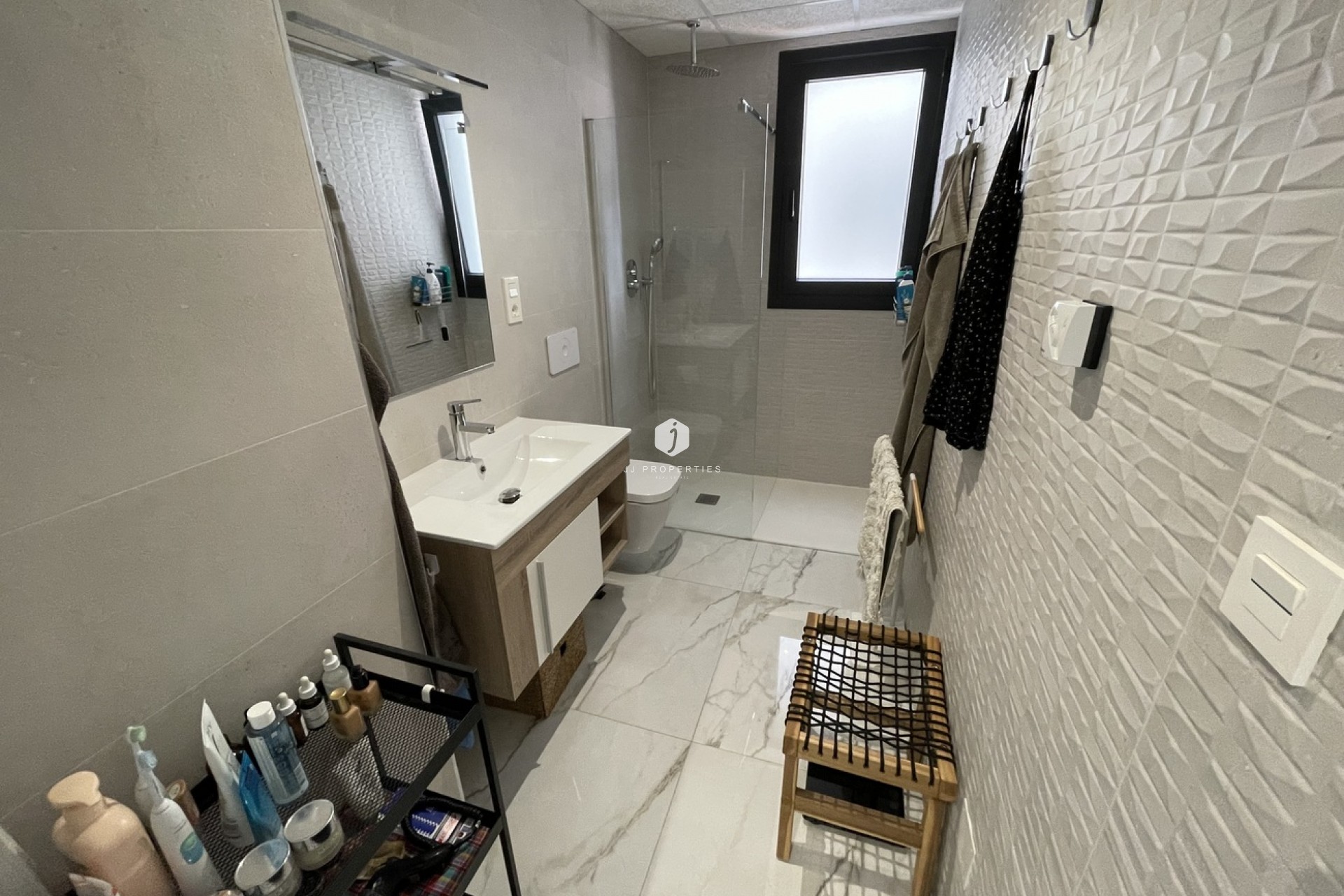 Aus zweiter Hand - Wohnung -
Los Altos - Costa Blanca