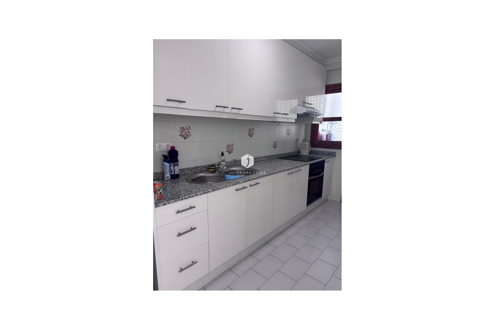 Aus zweiter Hand - Wohnung -
Los Dolses - Inland